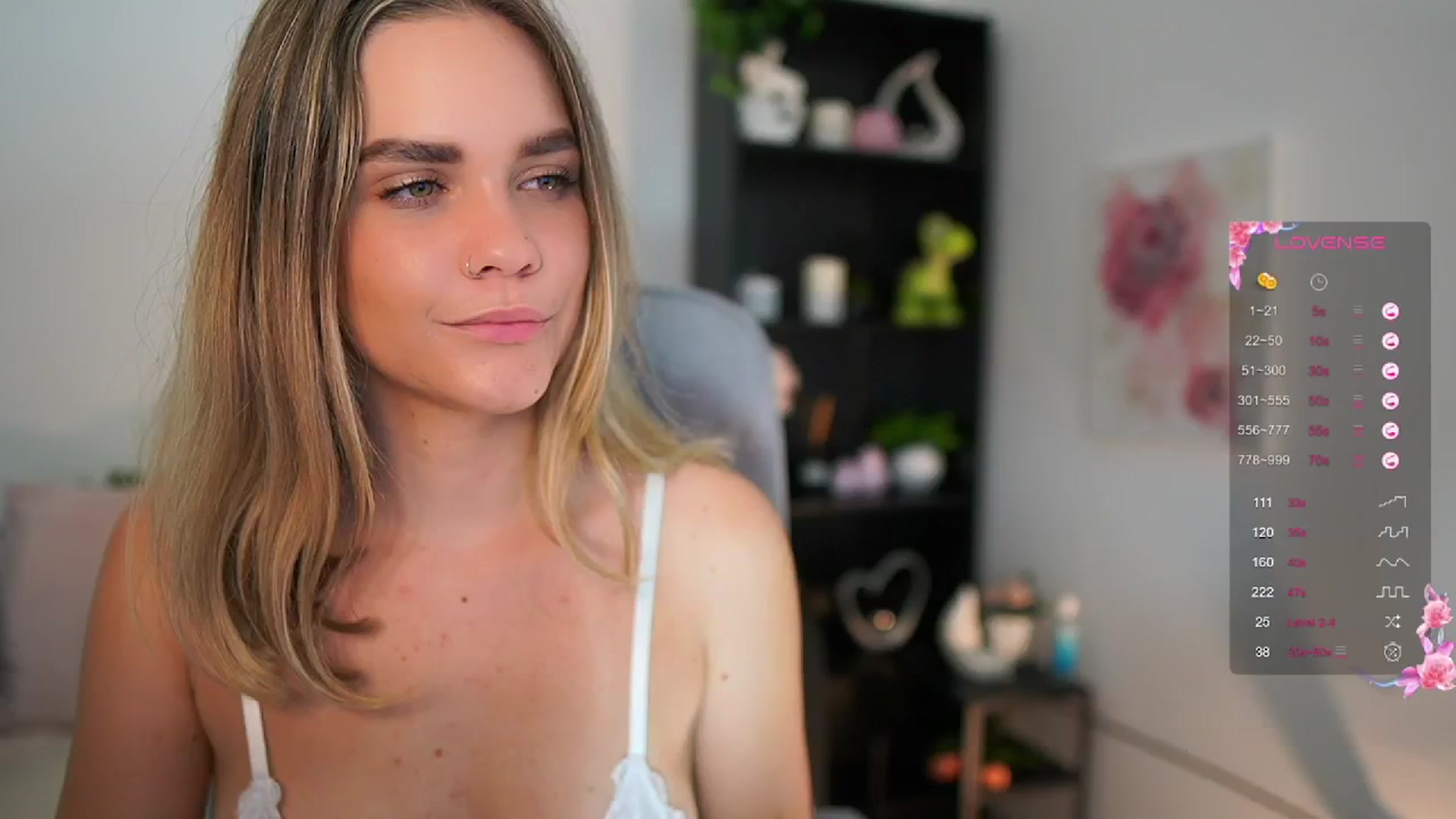 Gallery image thumbnail from Skyla_Novea_'s myfreecams stream on, 06/07/2024, 16:31 image 20 of 20