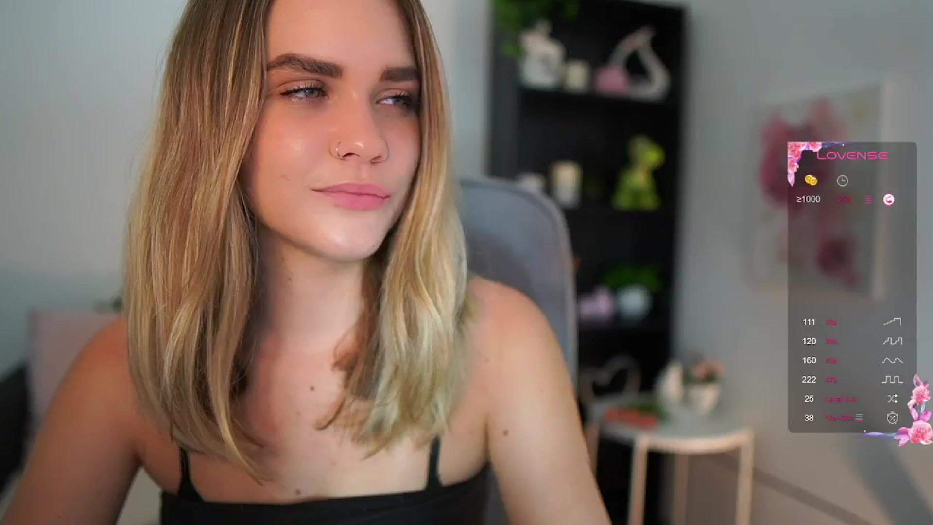 Gallery image thumbnail from Skyla_Novea_'s myfreecams stream on, 06/12/2024, 10:53 image 4 of 20
