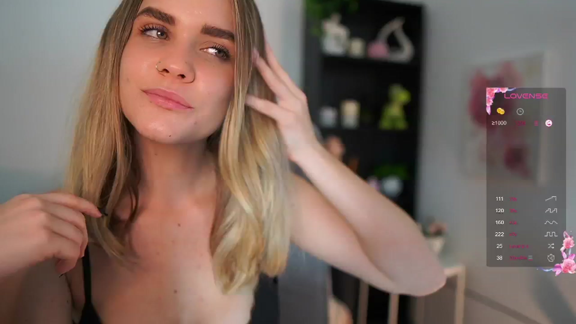 Gallery image thumbnail from Skyla_Novea_'s myfreecams stream on, 06/12/2024, 12:05 image 9 of 20