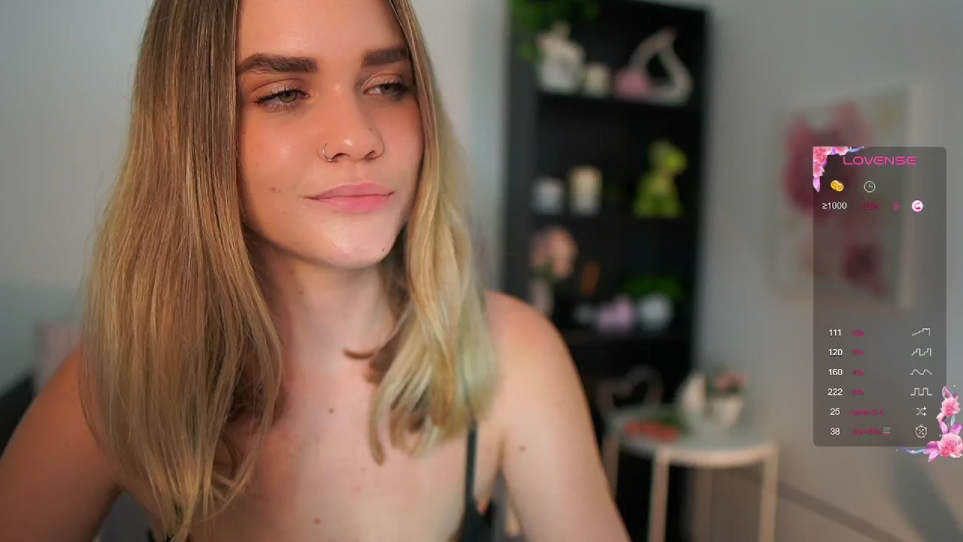 Gallery image thumbnail from Skyla_Novea_'s myfreecams stream on, 06/12/2024, 12:05 image 3 of 20