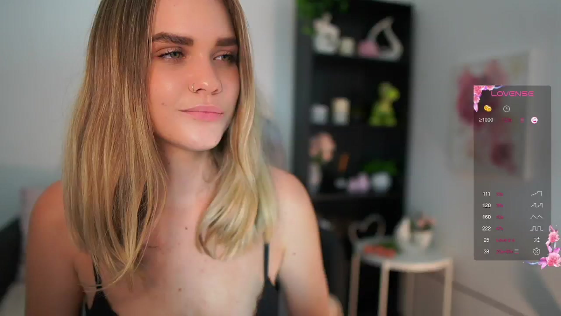 Gallery image thumbnail from Skyla_Novea_'s myfreecams stream on, 06/12/2024, 12:05 image 2 of 20