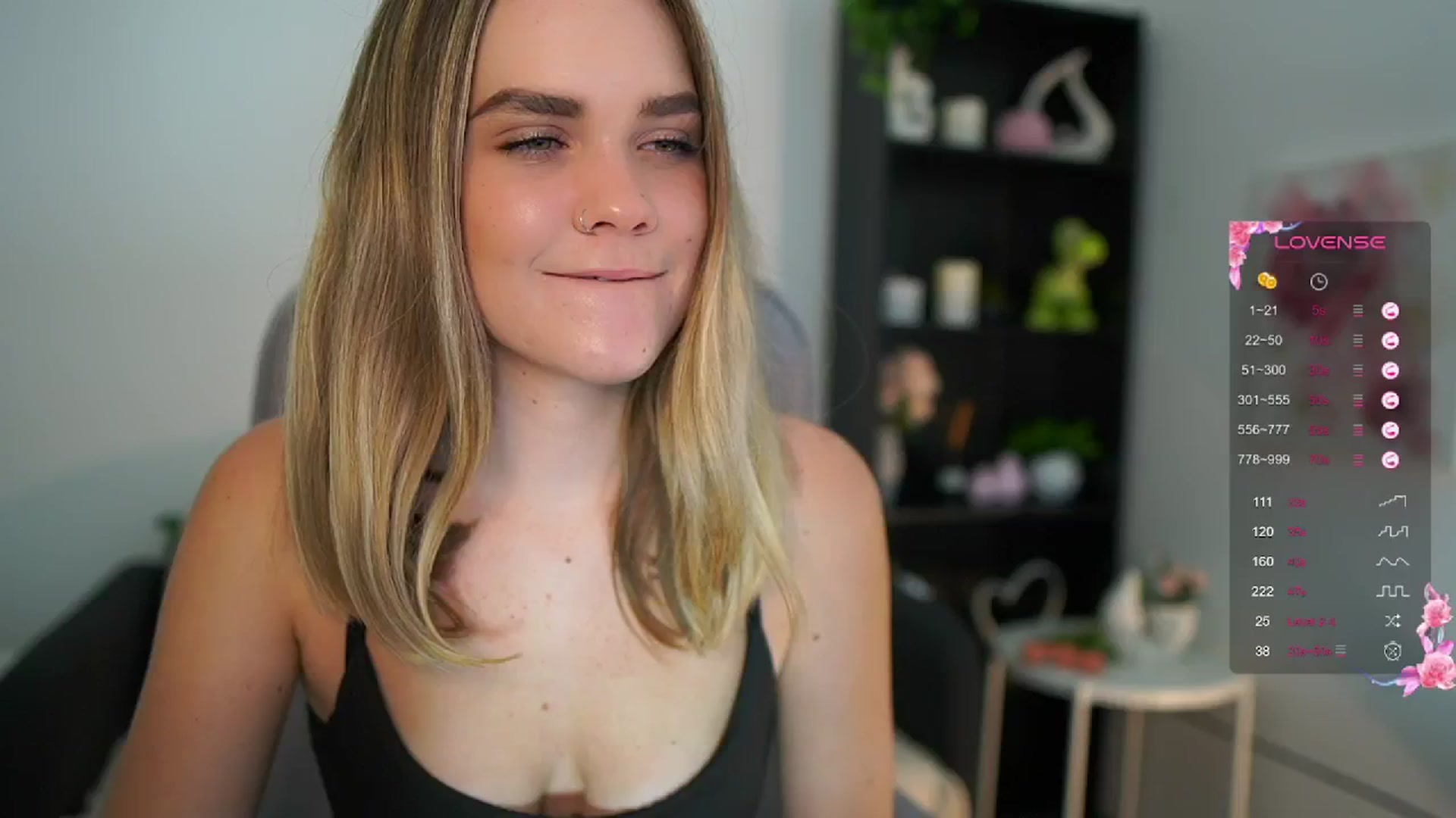 Gallery image thumbnail from Skyla_Novea_'s myfreecams stream on, 06/13/2024, 08:54 image 19 of 20