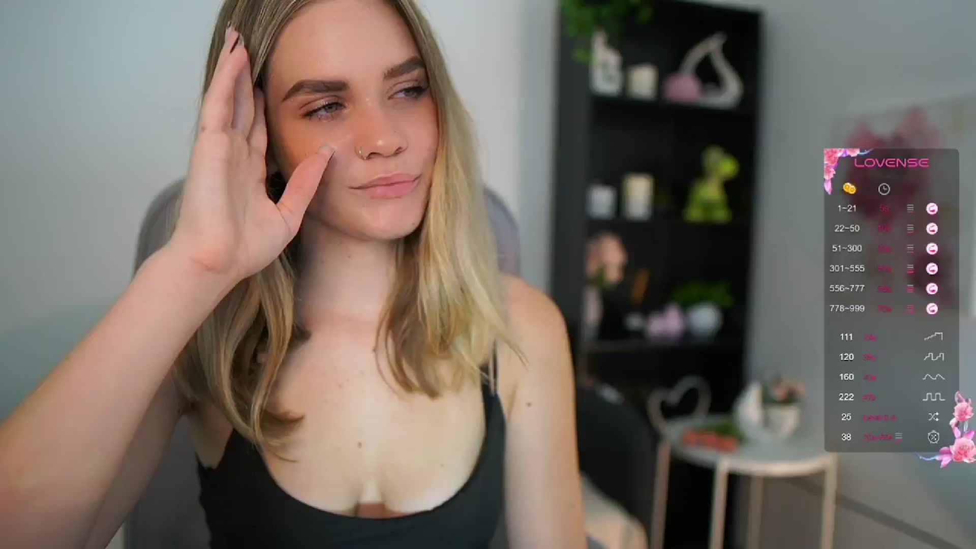 Gallery image thumbnail from Skyla_Novea_'s myfreecams stream on, 06/13/2024, 08:54 image 11 of 20