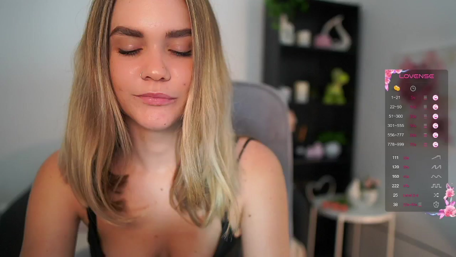 Gallery image thumbnail from Skyla_Novea_'s myfreecams stream on, 06/13/2024, 09:56 image 12 of 20