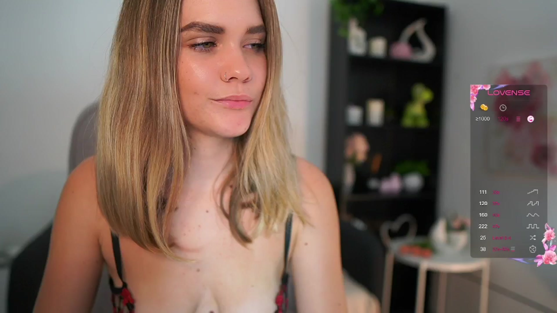 Gallery image thumbnail from Skyla_Novea_'s myfreecams stream on, 06/13/2024, 12:56 image 17 of 20