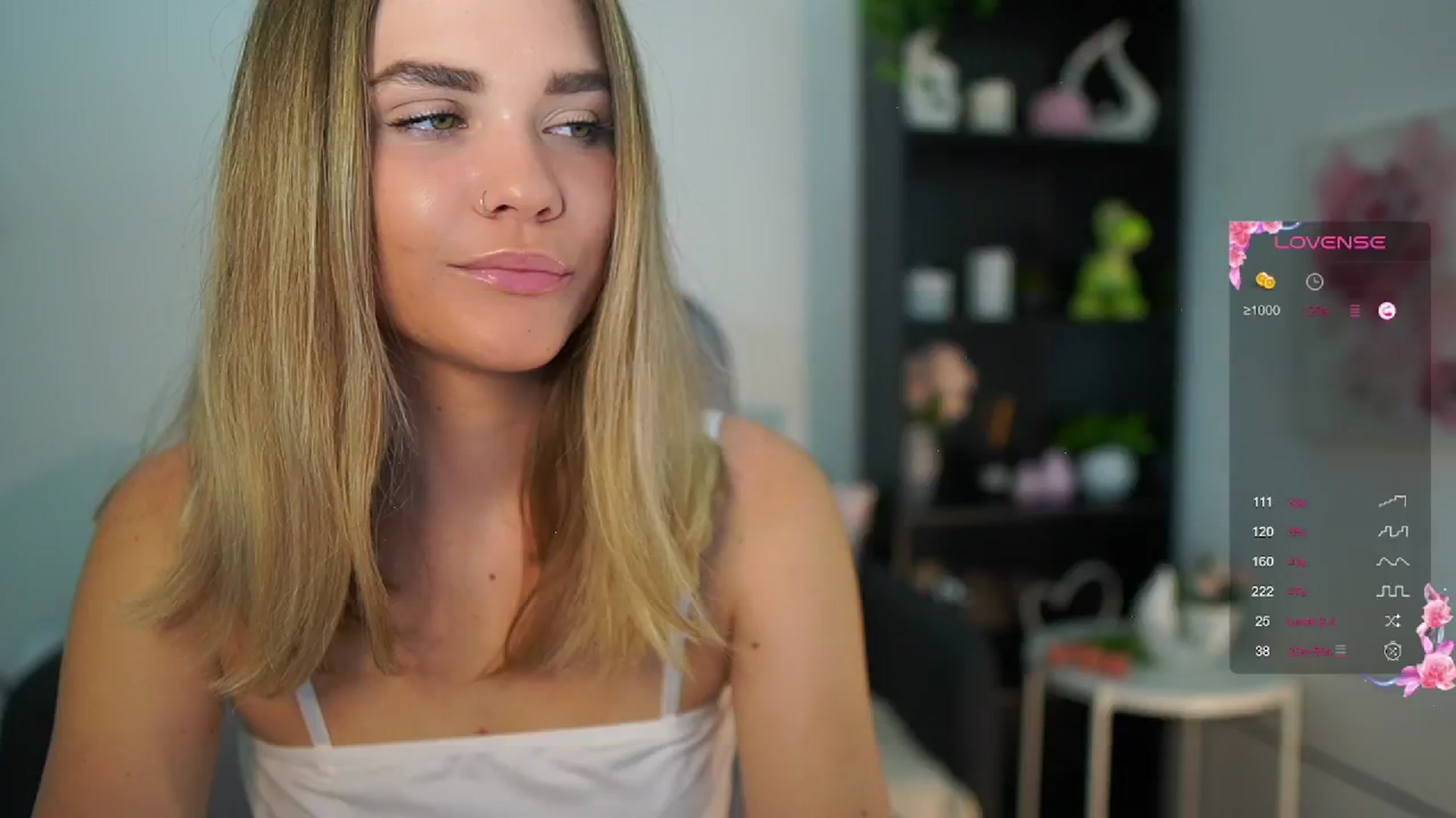 Gallery image thumbnail from Skyla_Novea_'s myfreecams stream on, 06/14/2024, 09:02 image 1 of 20