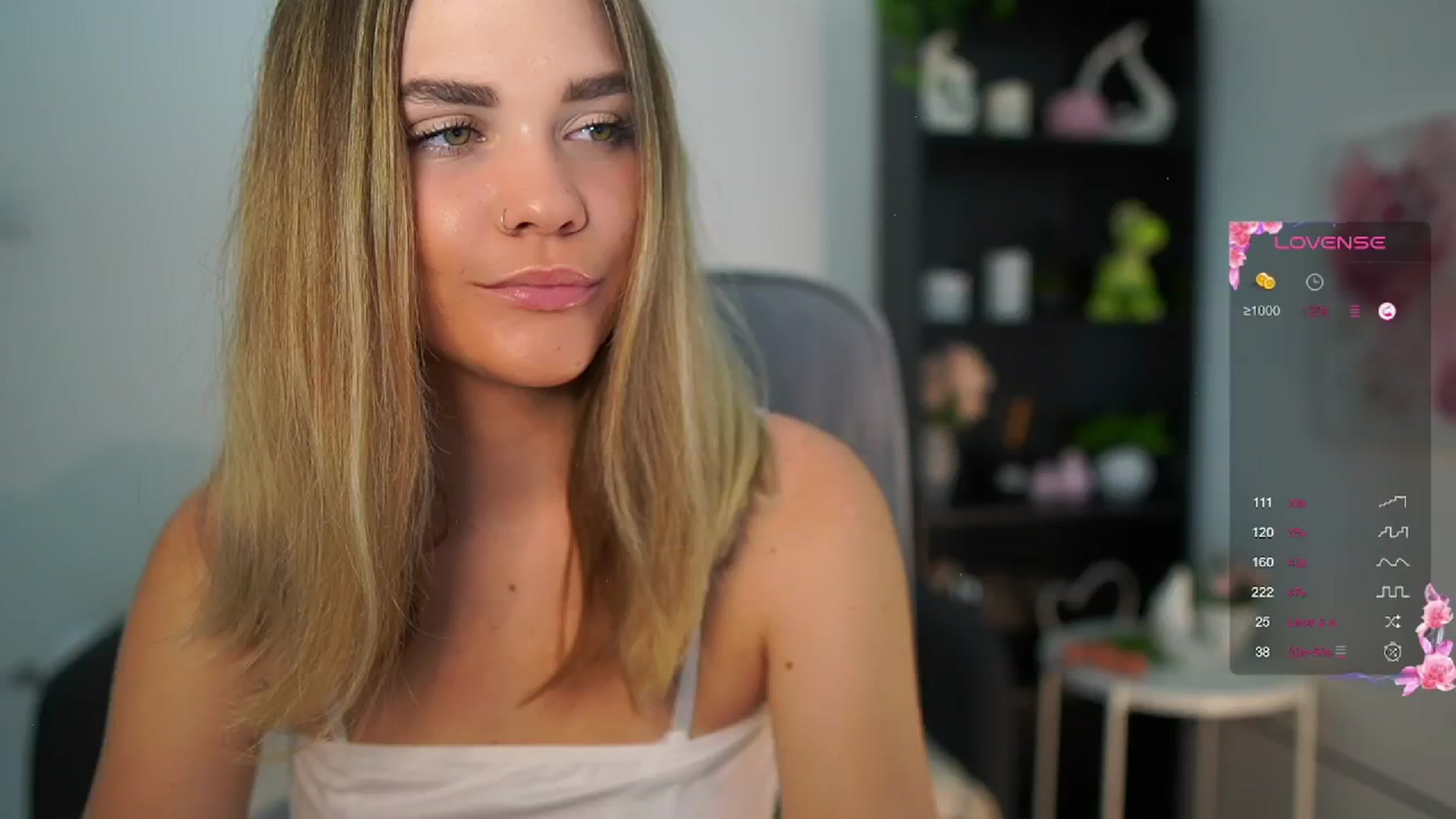 Gallery image thumbnail from Skyla_Novea_'s myfreecams stream on, 06/14/2024, 10:05 image 12 of 20