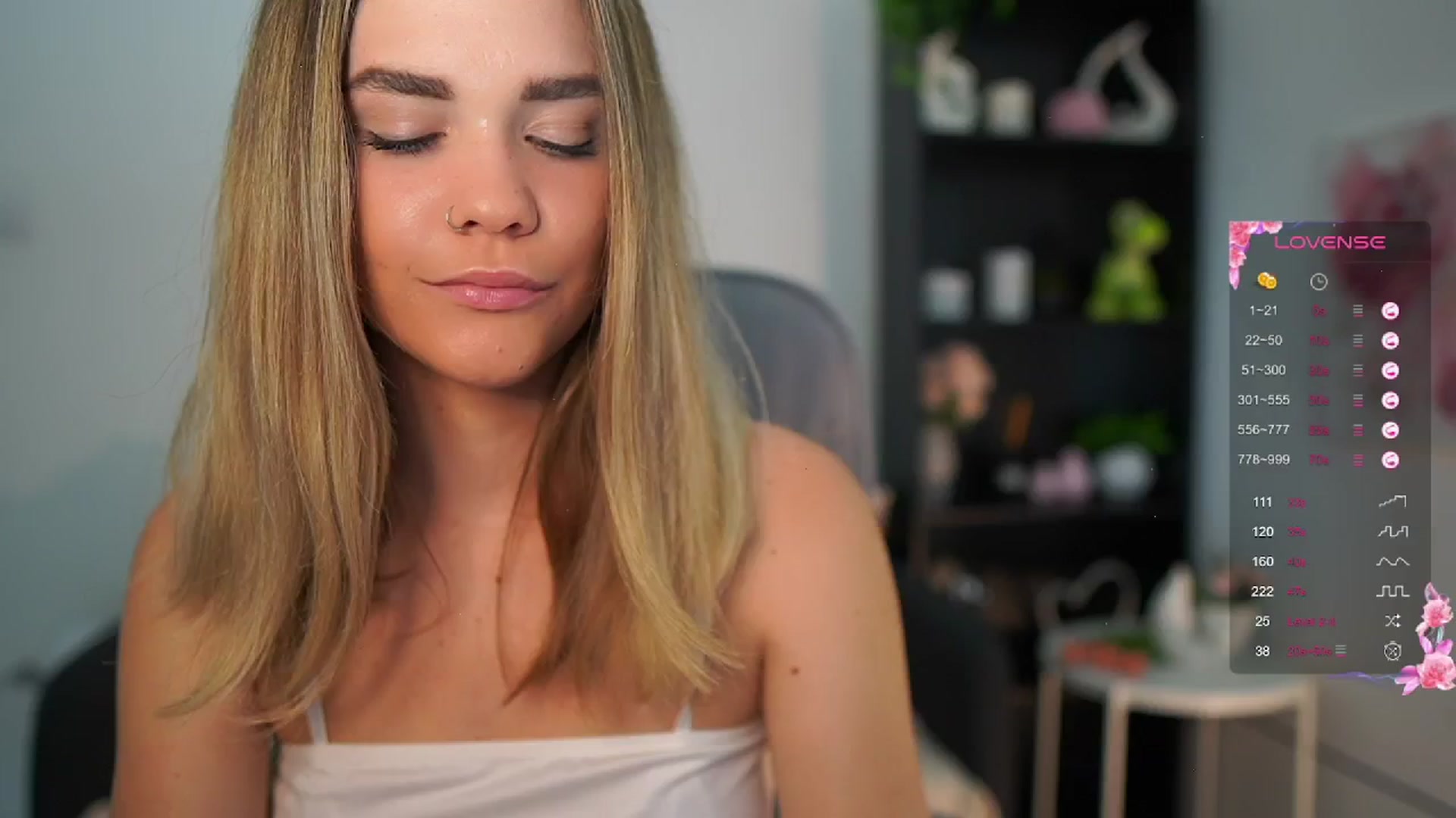 Gallery image thumbnail from Skyla_Novea_'s myfreecams stream on, 06/14/2024, 10:05 image 20 of 20