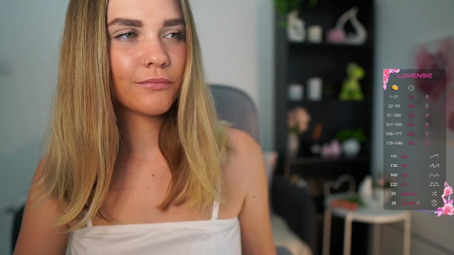 Gallery image thumbnail from Skyla_Novea_'s myfreecams stream on, 06/14/2024, 12:59 image 3 of 20