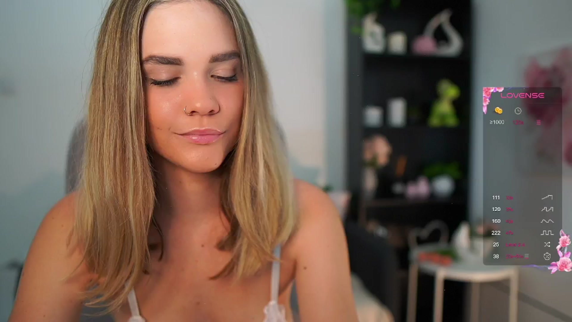 Gallery image thumbnail from Skyla_Novea_'s myfreecams stream on, 06/14/2024, 12:59 image 11 of 20