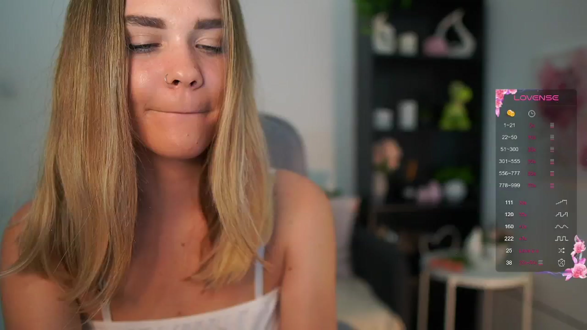 Gallery image thumbnail from Skyla_Novea_'s myfreecams stream on, 06/14/2024, 12:59 image 7 of 20