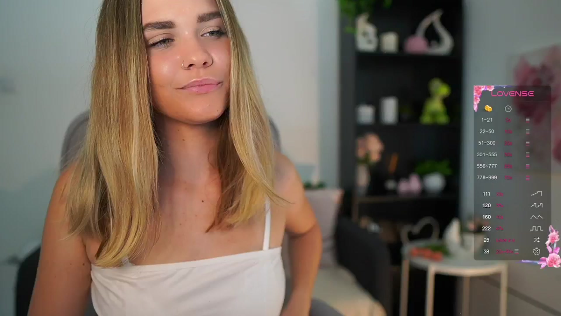 Gallery image thumbnail from Skyla_Novea_'s myfreecams stream on, 06/14/2024, 12:59 image 8 of 20