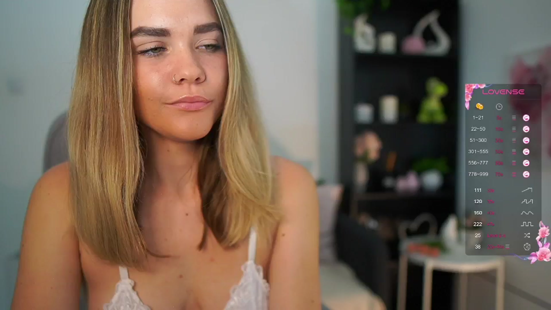Gallery image thumbnail from Skyla_Novea_'s myfreecams stream on, 06/15/2024, 11:34 image 7 of 20