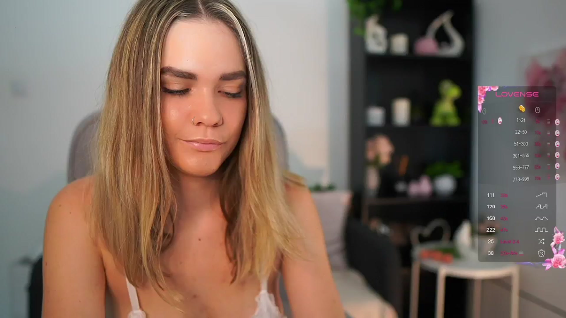 Gallery image thumbnail from Skyla_Novea_'s myfreecams stream on, 06/15/2024, 12:57 image 9 of 20