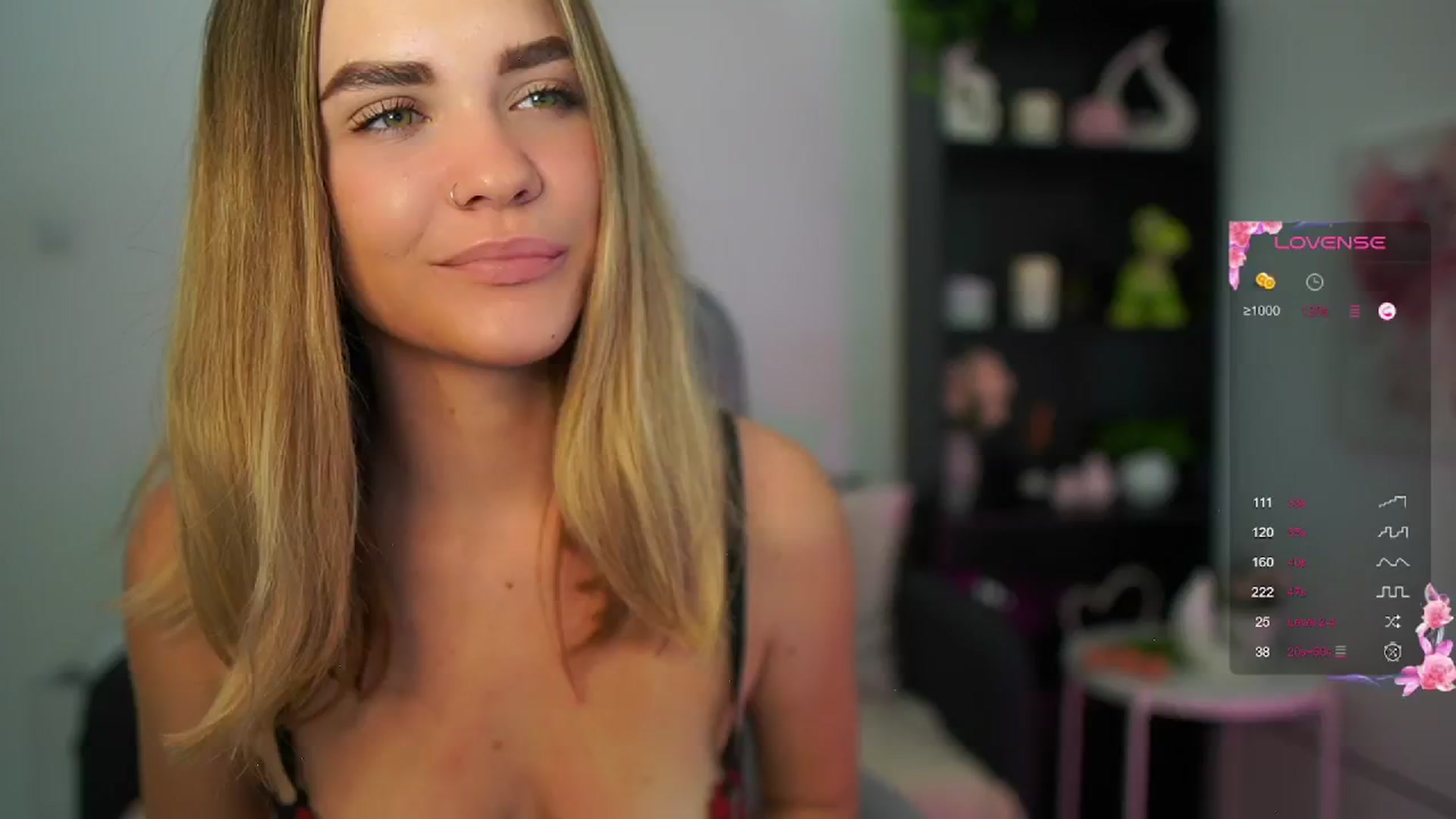 Gallery image thumbnail from Skyla_Novea_'s myfreecams stream on, 06/16/2024, 14:41 image 16 of 20