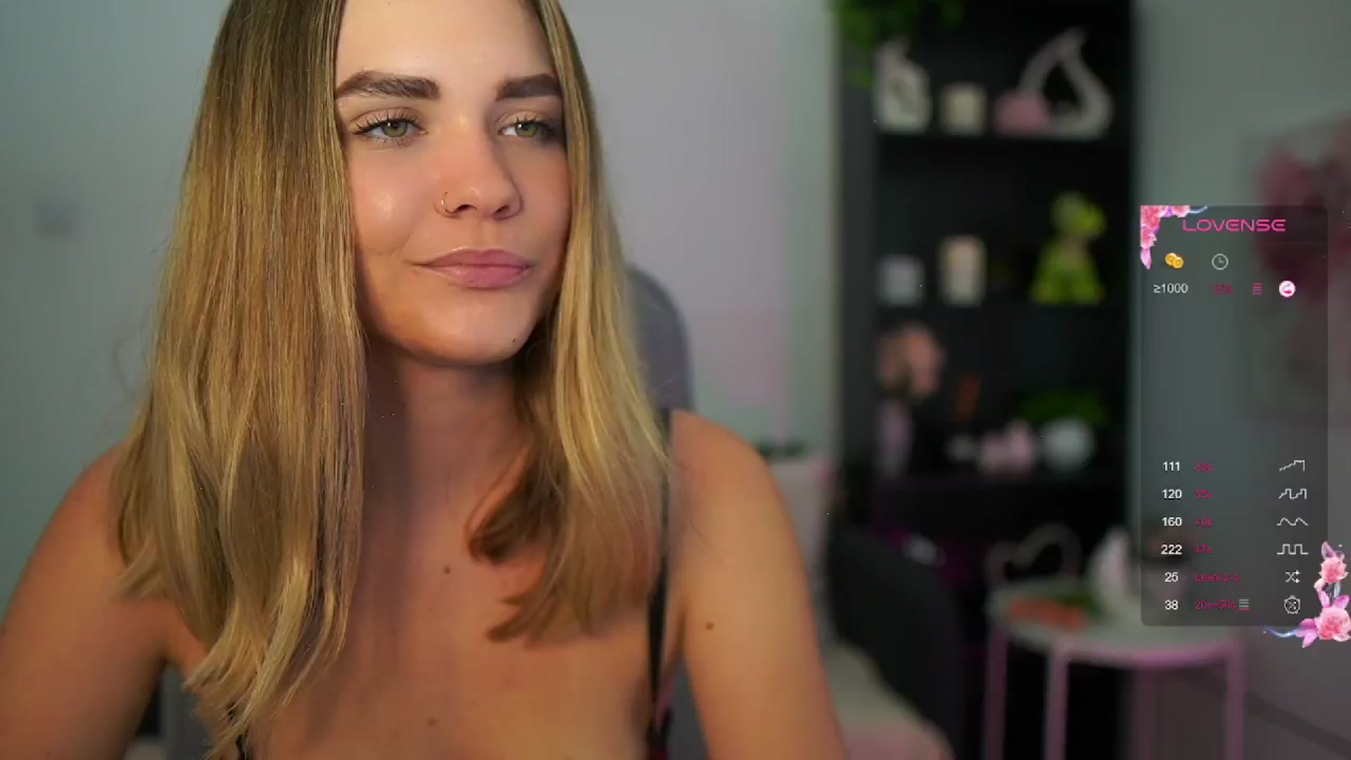 Gallery image thumbnail from Skyla_Novea_'s myfreecams stream on, 06/16/2024, 17:13 image 19 of 20