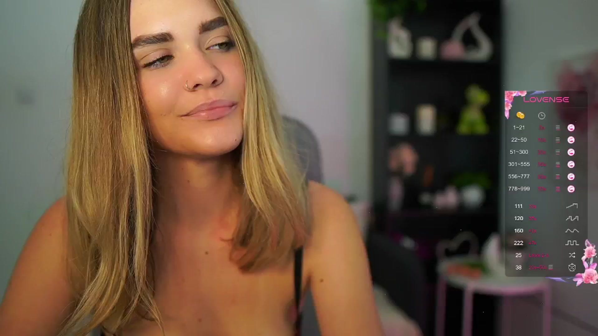 Gallery image thumbnail from Skyla_Novea_'s myfreecams stream on, 06/16/2024, 18:02 image 10 of 20