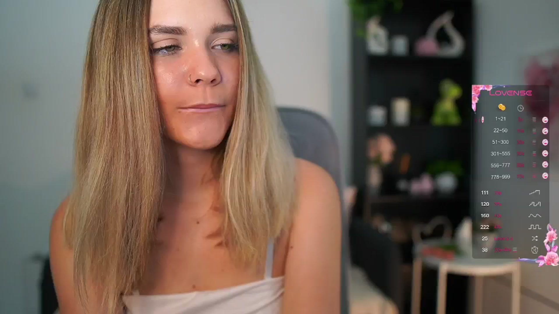 Gallery image thumbnail from Skyla_Novea_'s myfreecams stream on, 06/18/2024, 13:25 image 9 of 20