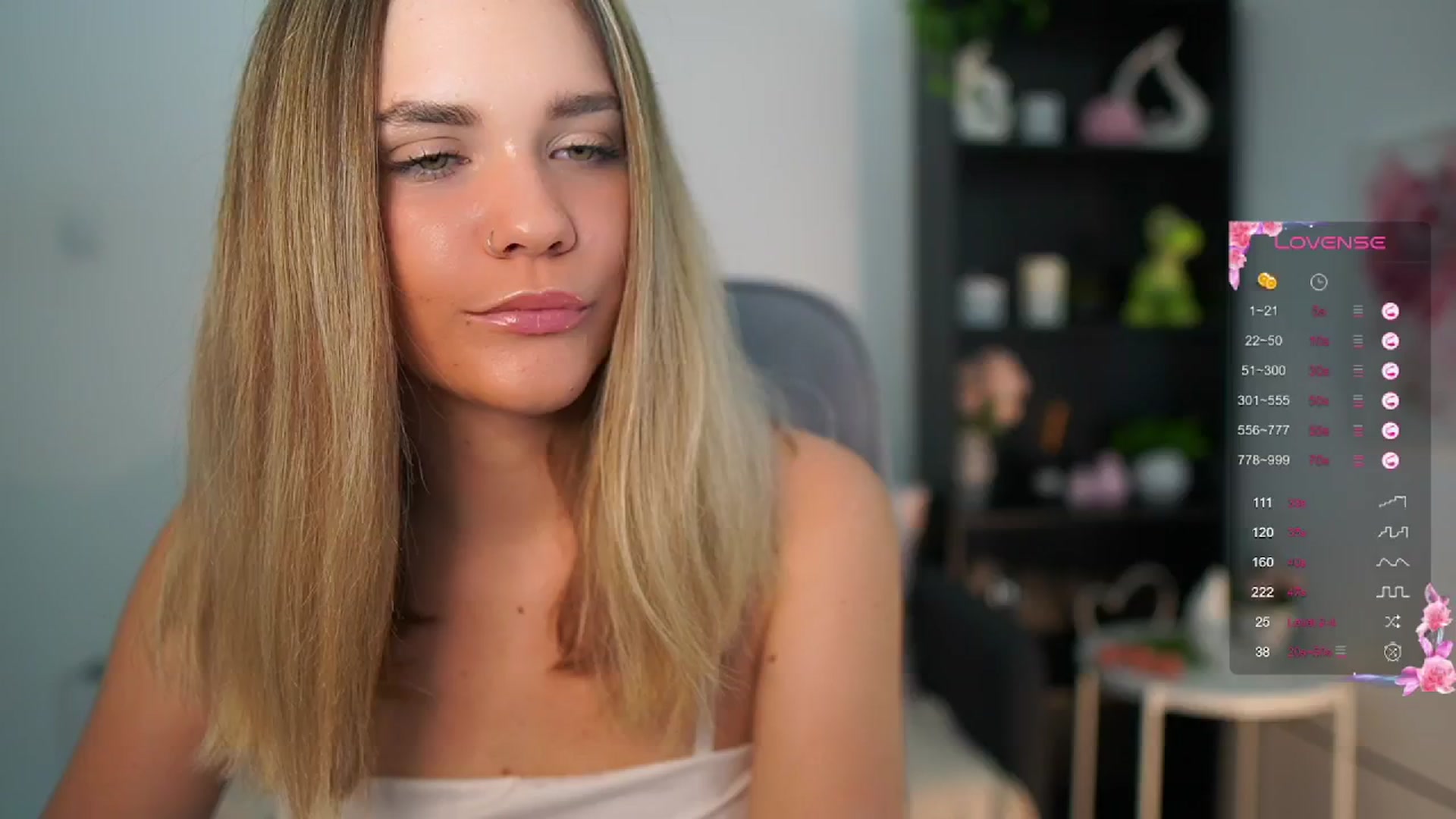 Gallery image thumbnail from Skyla_Novea_'s myfreecams stream on, 06/18/2024, 13:25 image 5 of 20