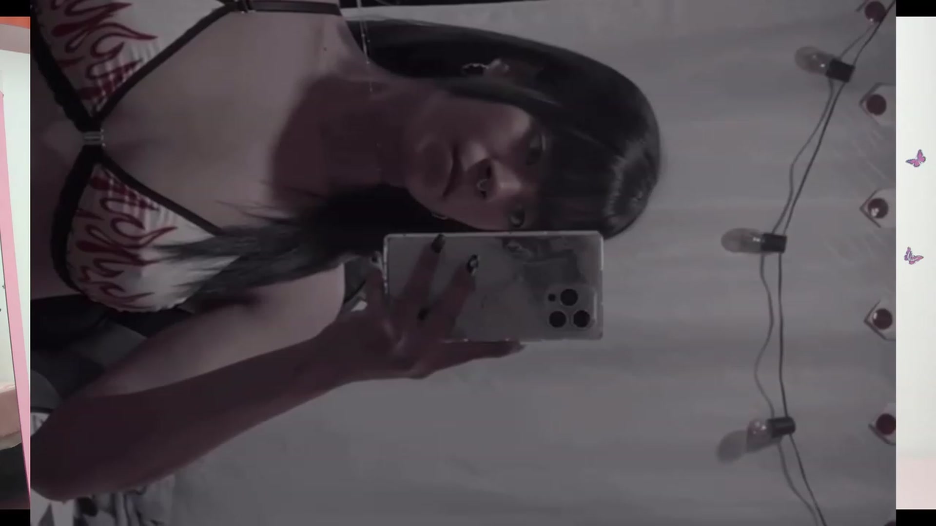 Gallery image thumbnail from Skylaa_'s myfreecams stream on, 02/02/2023, 22:02 image 10 of 20