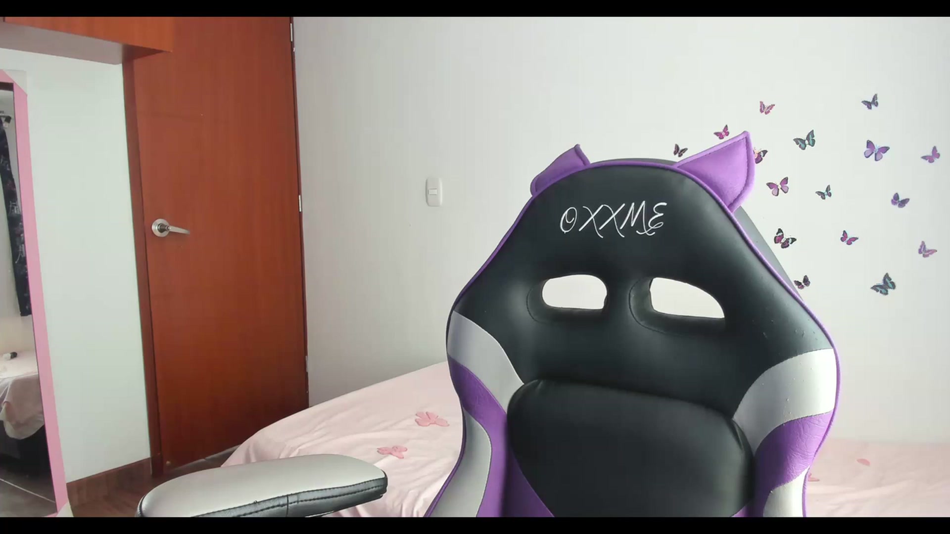 Gallery image thumbnail from Skylaa_'s myfreecams stream on, 02/09/2023, 18:15 image 20 of 20