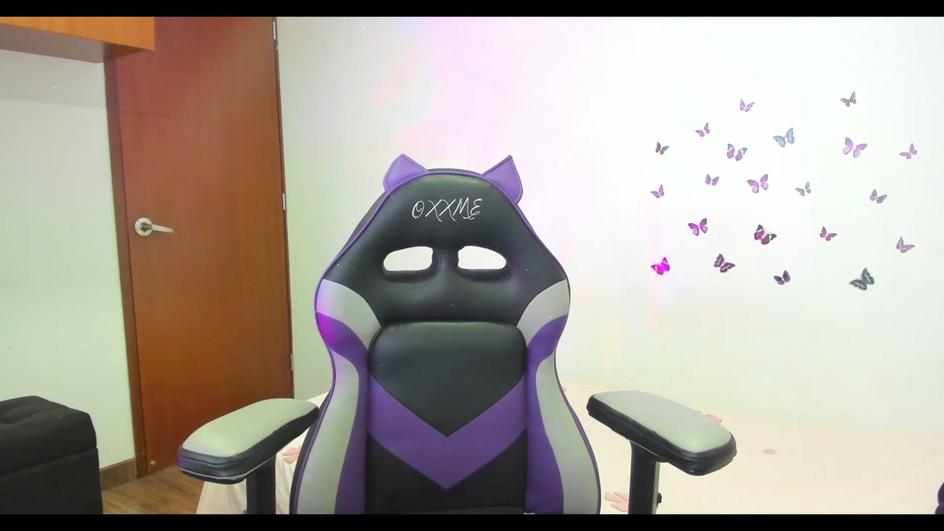 Gallery image thumbnail from Skylaa_'s myfreecams stream on, 02/13/2023, 01:31 image 2 of 20