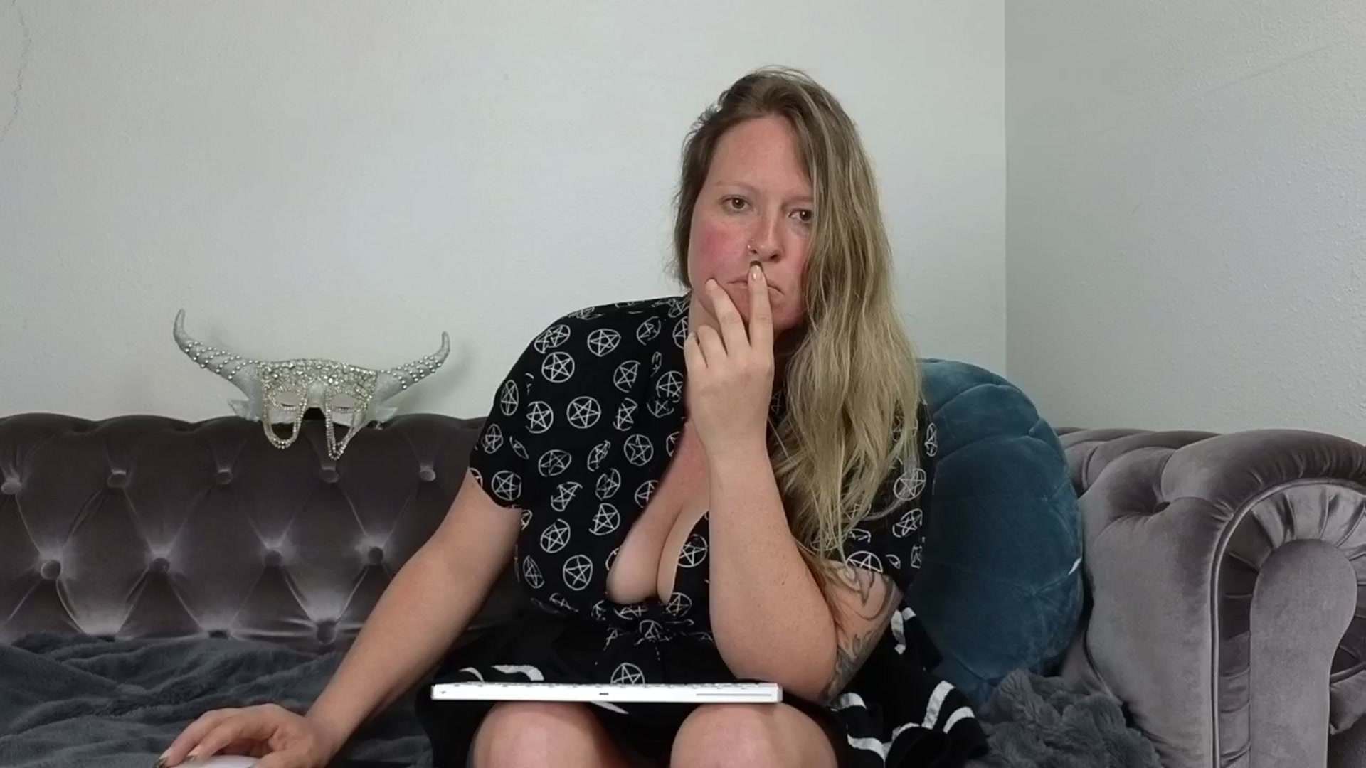 Gallery image thumbnail from SkylarHealix's myfreecams stream on, 03/18/2025, 13:37 image 5 of 20