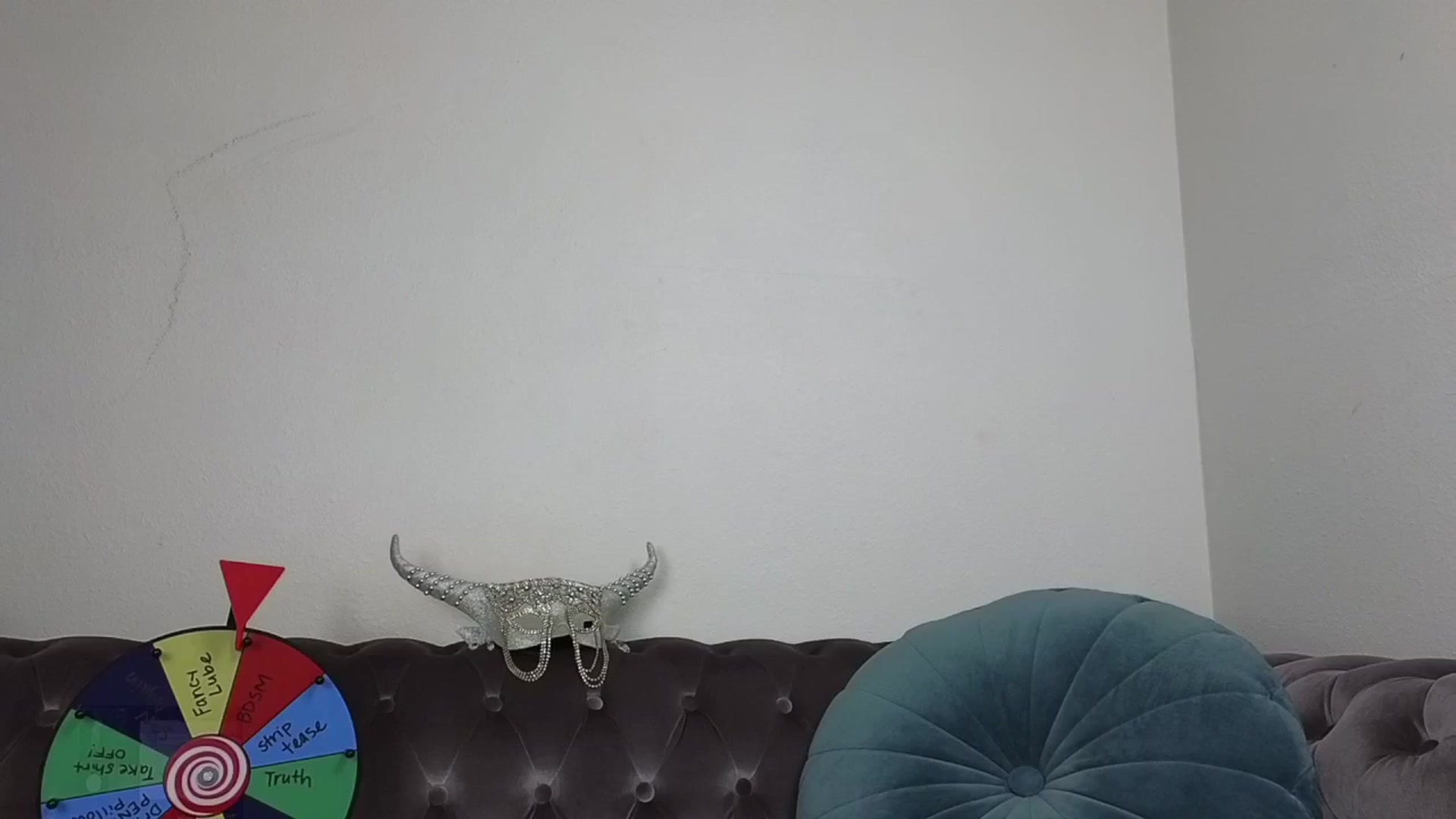 Gallery image thumbnail from SkylarHealix's myfreecams stream on, 05/12/2025, 19:58 image 17 of 20