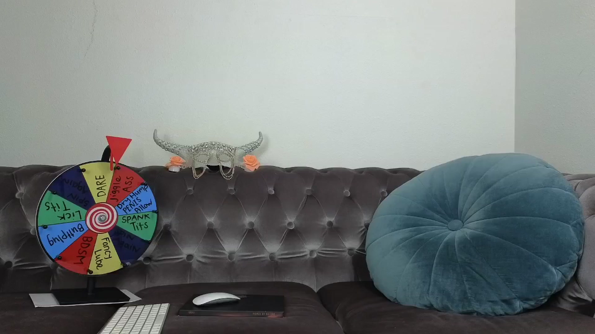 Gallery image thumbnail from SkylarHealix's myfreecams stream on, 08/18/2025, 12:03 image 1 of 20