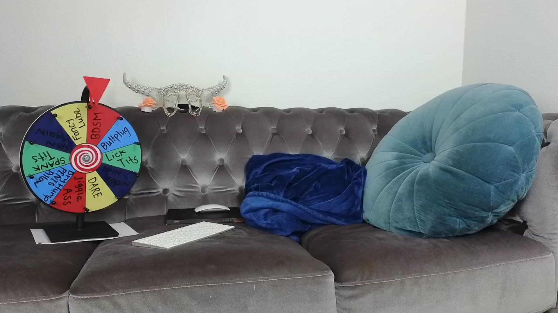 Gallery image thumbnail from SkylarHealix's myfreecams stream on, 08/21/2025, 11:58 image 10 of 20