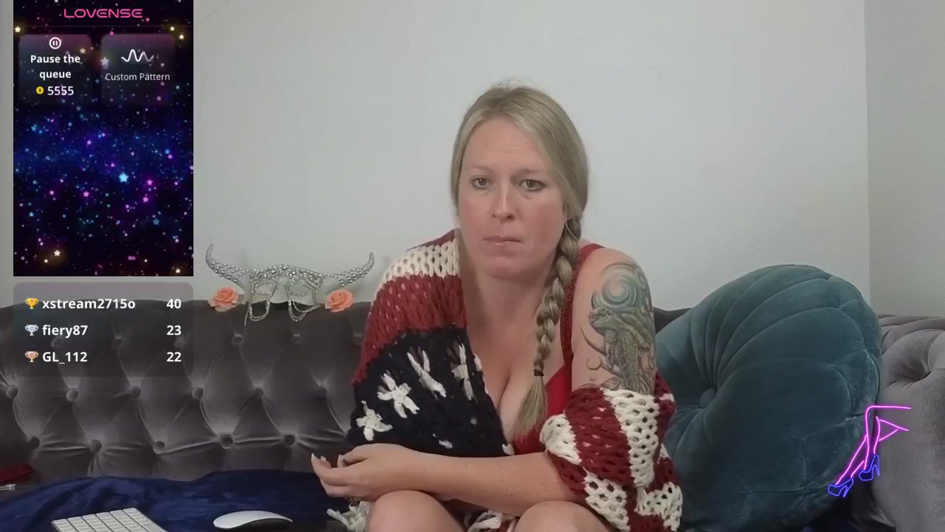Gallery image thumbnail from SkylarHealix's myfreecams stream on, 10/19/2025, 15:22 image 6 of 20