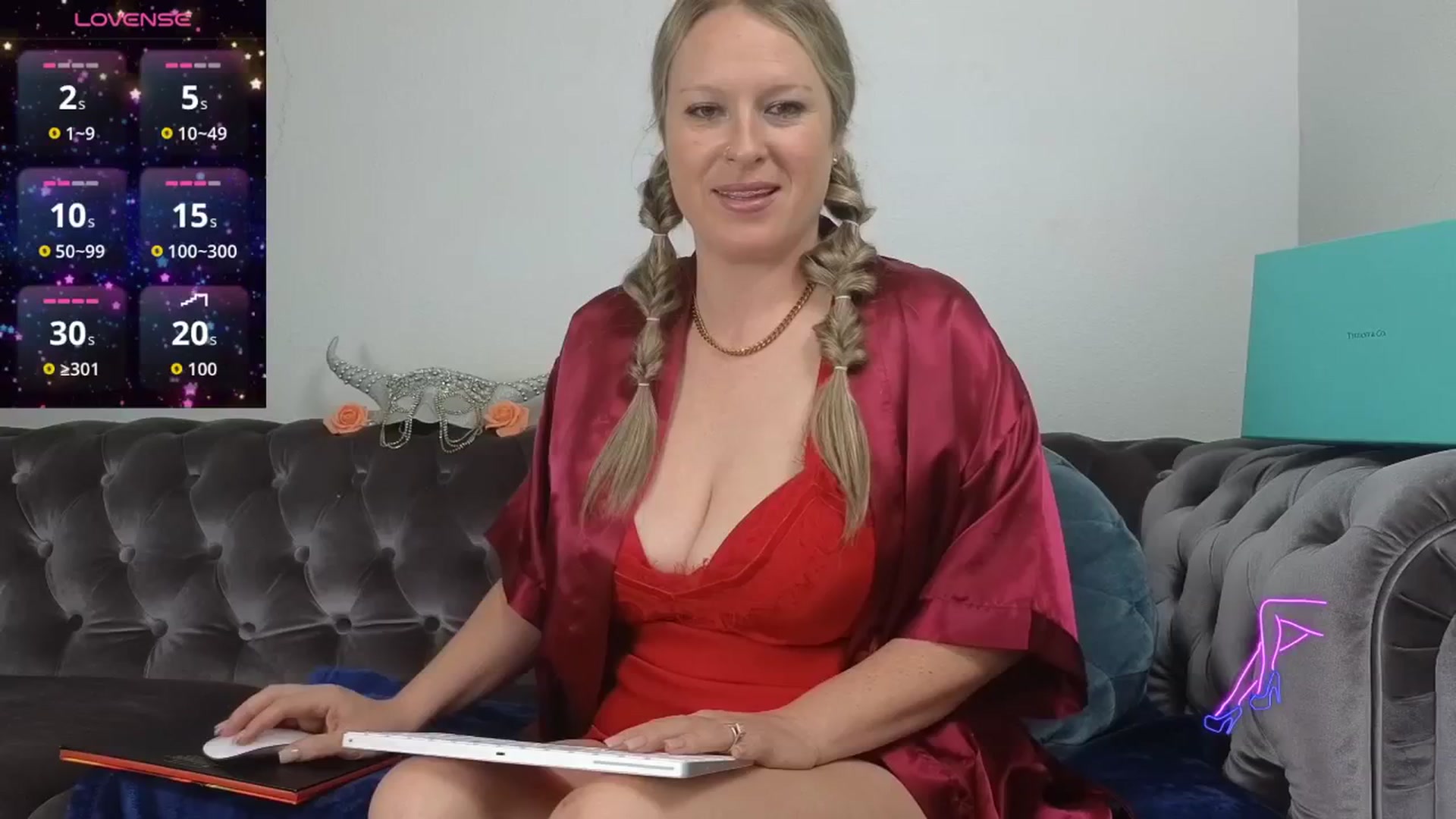 Gallery image thumbnail from SkylarHealix's myfreecams stream on, 12/24/2025, 18:02 image 4 of 20