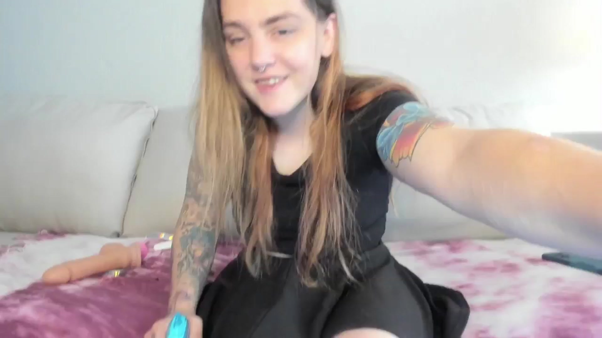 Gallery image thumbnail from SkylarInked's myfreecams stream on, 06/01/2025, 16:11 image 13 of 20