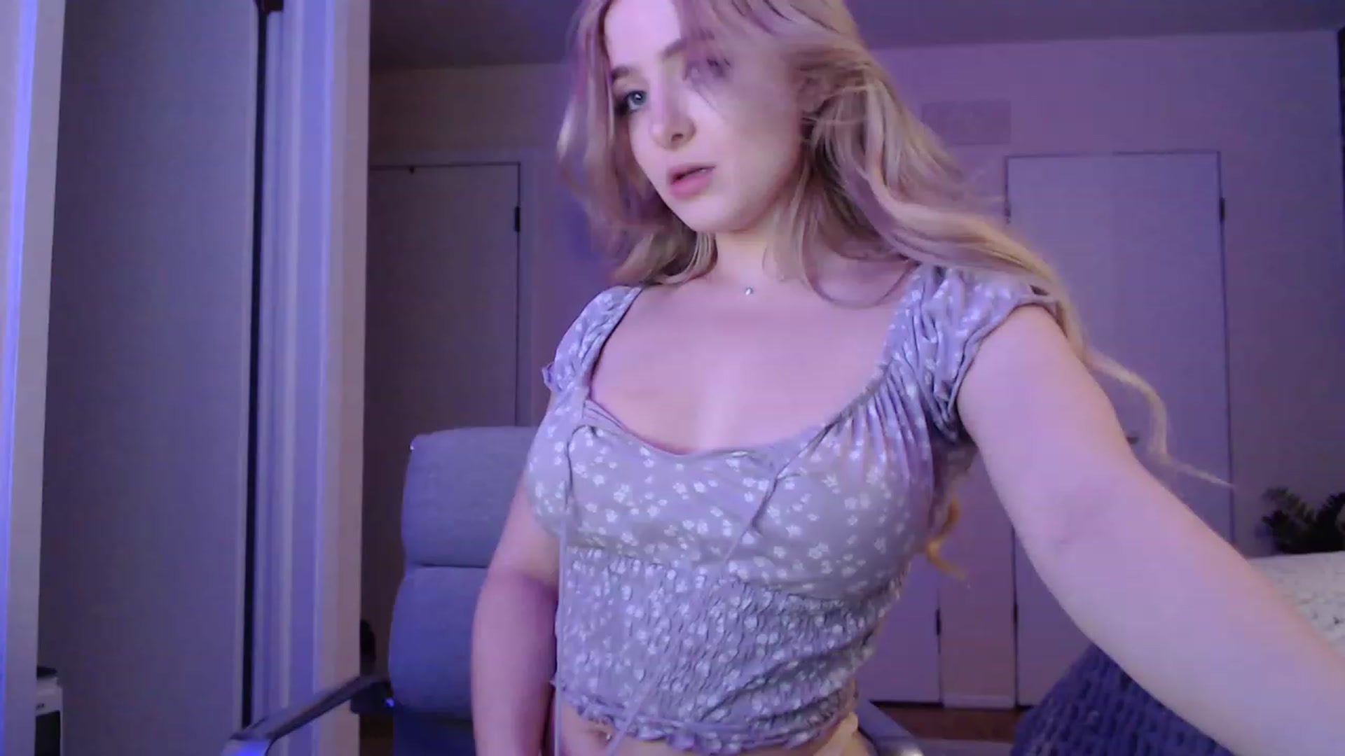 Gallery image thumbnail from SkylarSays's myfreecams stream on, 12/02/2022, 05:57 image 15 of 20