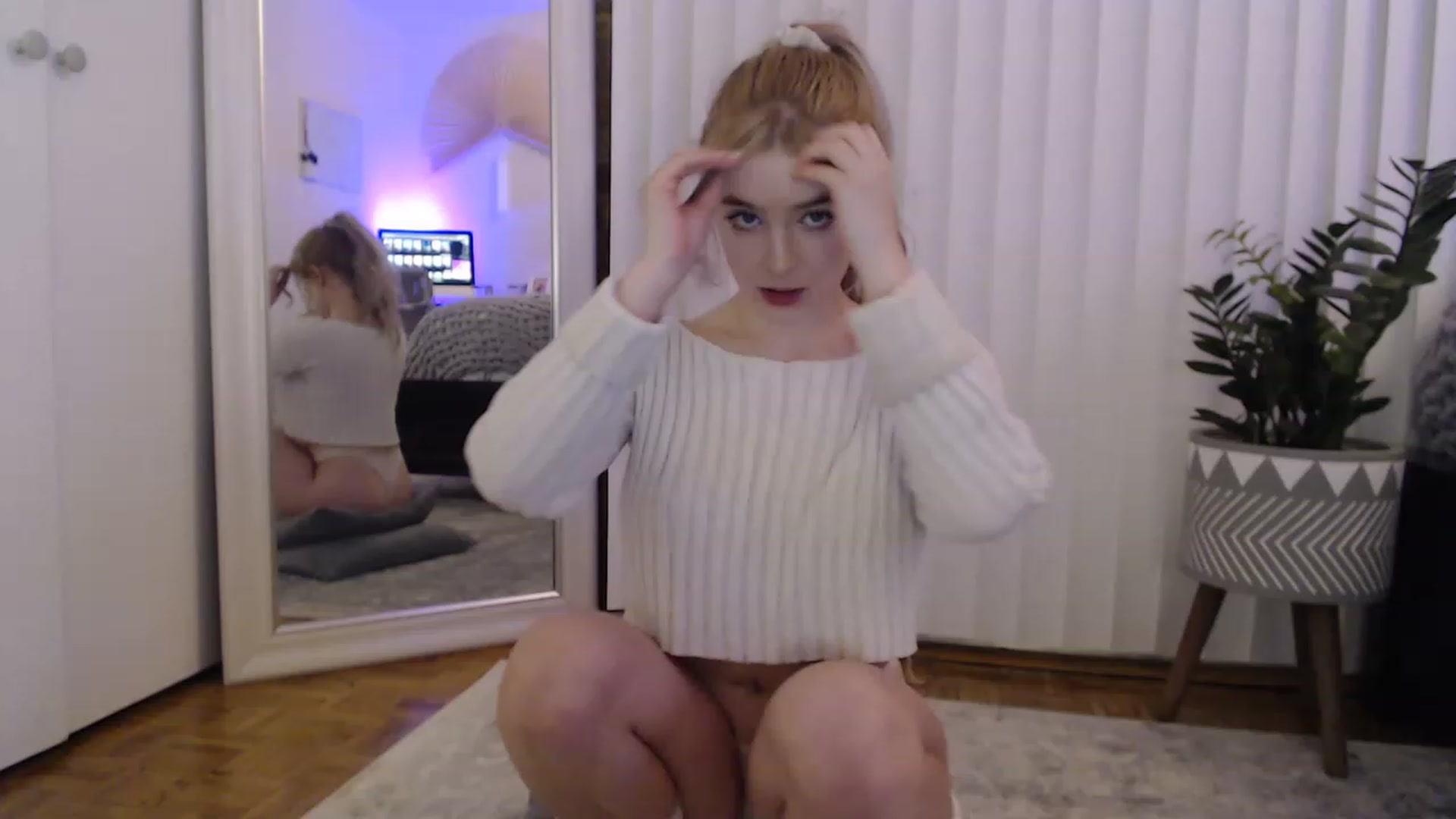 Gallery image thumbnail from SkylarSays's myfreecams stream on, 12/07/2022, 05:04 image 17 of 20