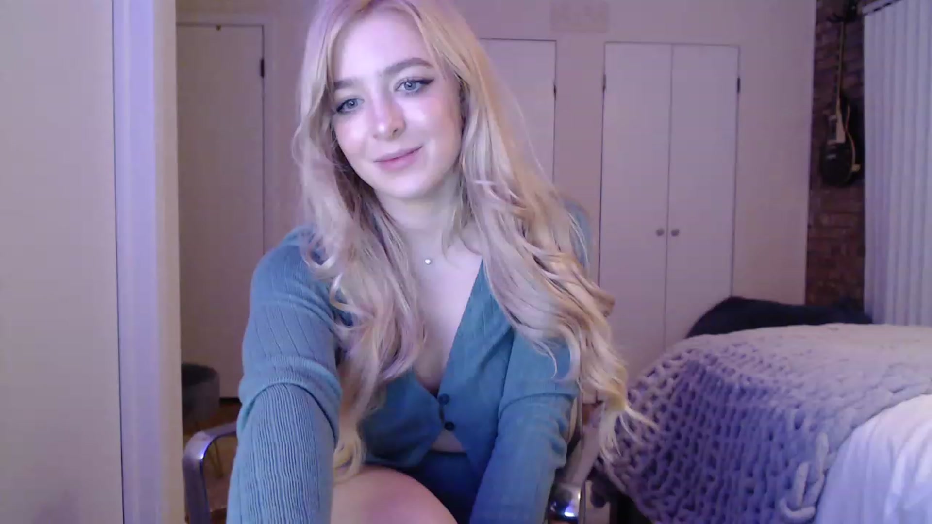 Gallery image thumbnail from SkylarSays's myfreecams stream on, 12/12/2022, 07:49 image 20 of 20
