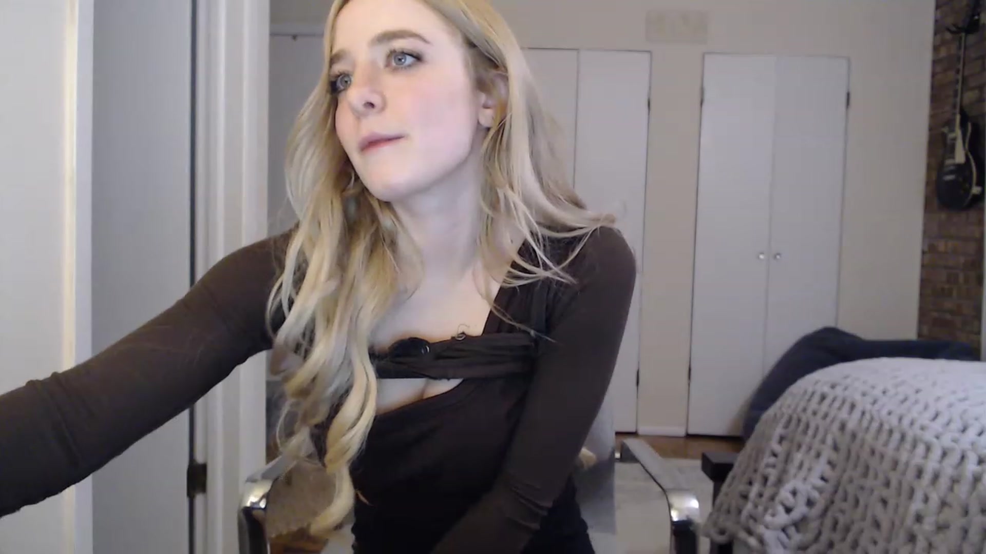 Gallery image thumbnail from SkylarSays's myfreecams stream on, 01/12/2023, 23:53 image 20 of 20