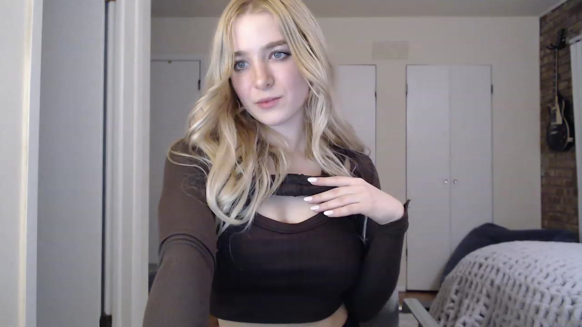 Gallery image thumbnail from SkylarSays's myfreecams stream on, 01/12/2023, 23:53 image 11 of 20