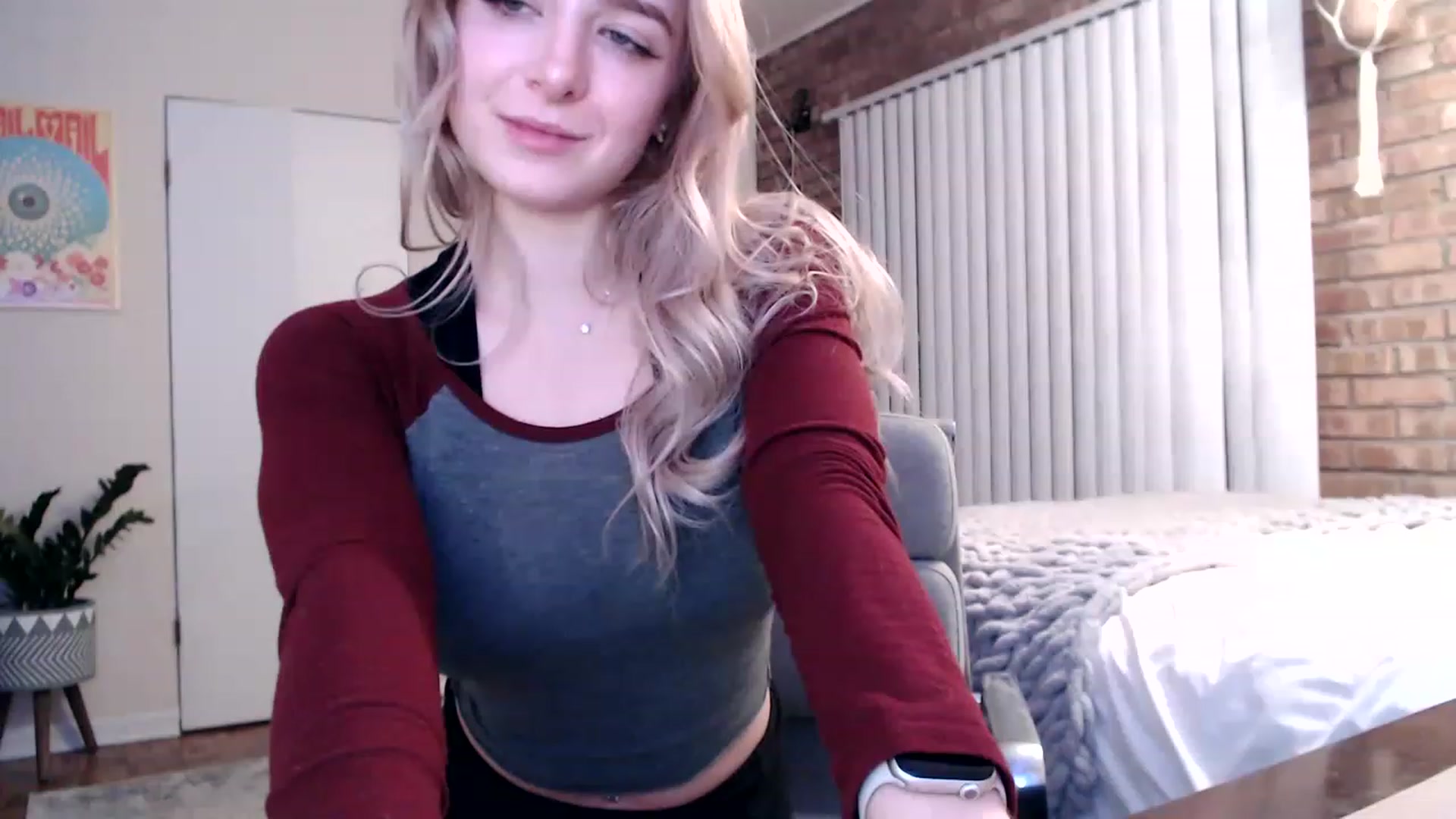Gallery image thumbnail from SkylarSays's myfreecams stream on, 01/31/2023, 07:27 image 9 of 20