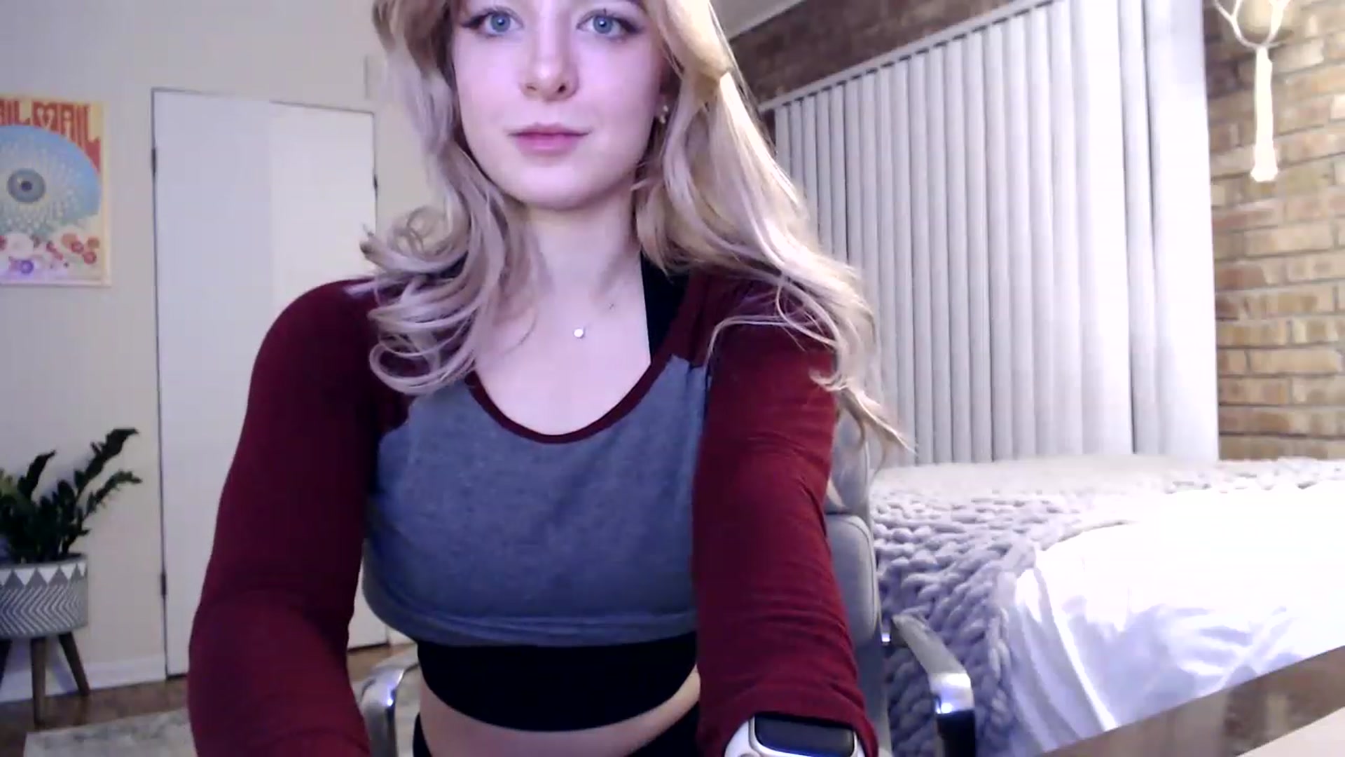 Gallery image thumbnail from SkylarSays's myfreecams stream on, 01/31/2023, 07:27 image 5 of 20