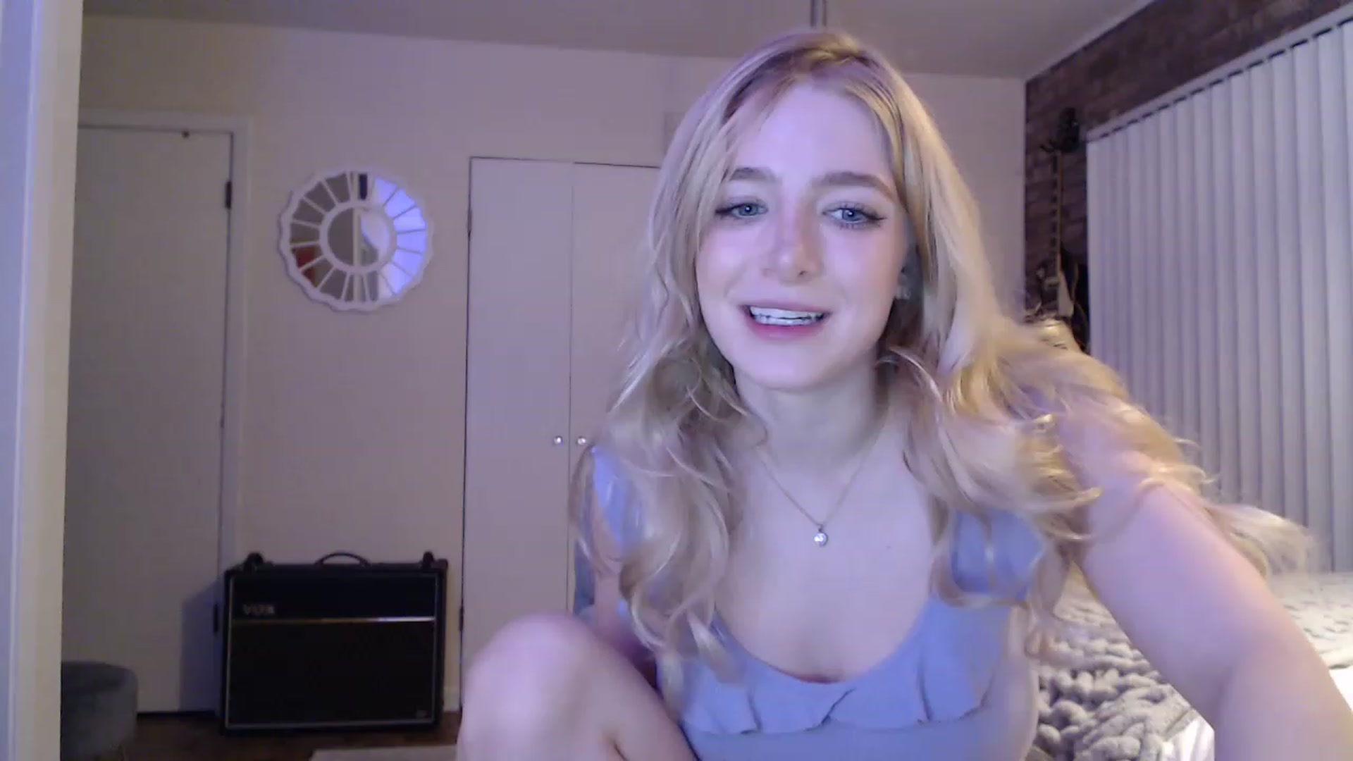 Gallery image thumbnail from SkylarSays's myfreecams stream on, 04/04/2023, 03:13 image 4 of 20
