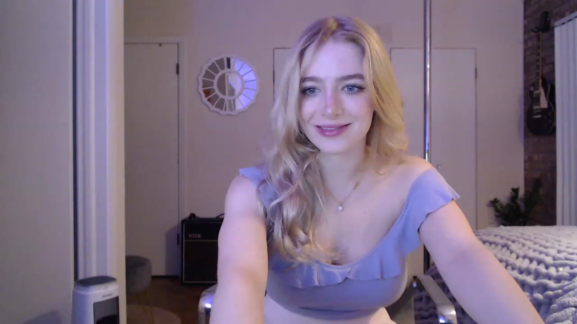 Gallery image thumbnail from SkylarSays's myfreecams stream on, 04/04/2023, 06:16 image 2 of 20