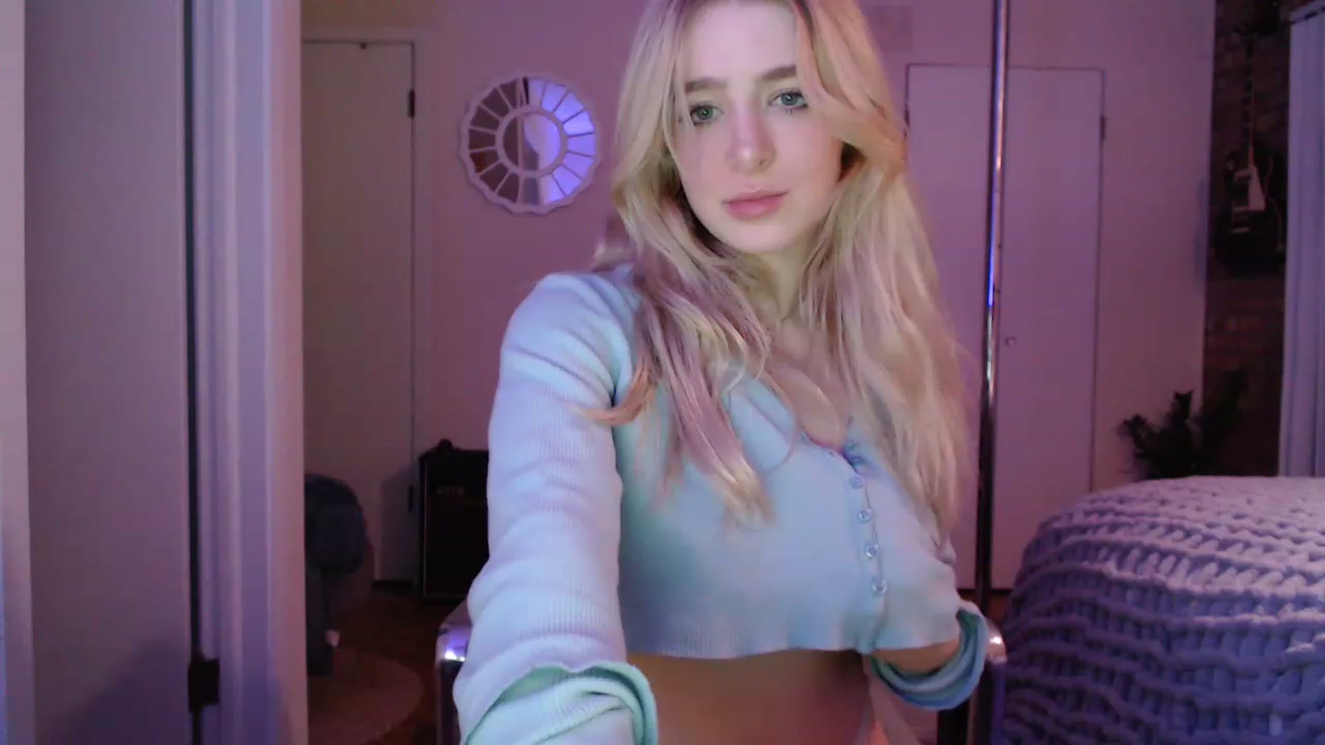 Gallery image thumbnail from SkylarSays's myfreecams stream on, 04/09/2023, 06:20 image 18 of 20