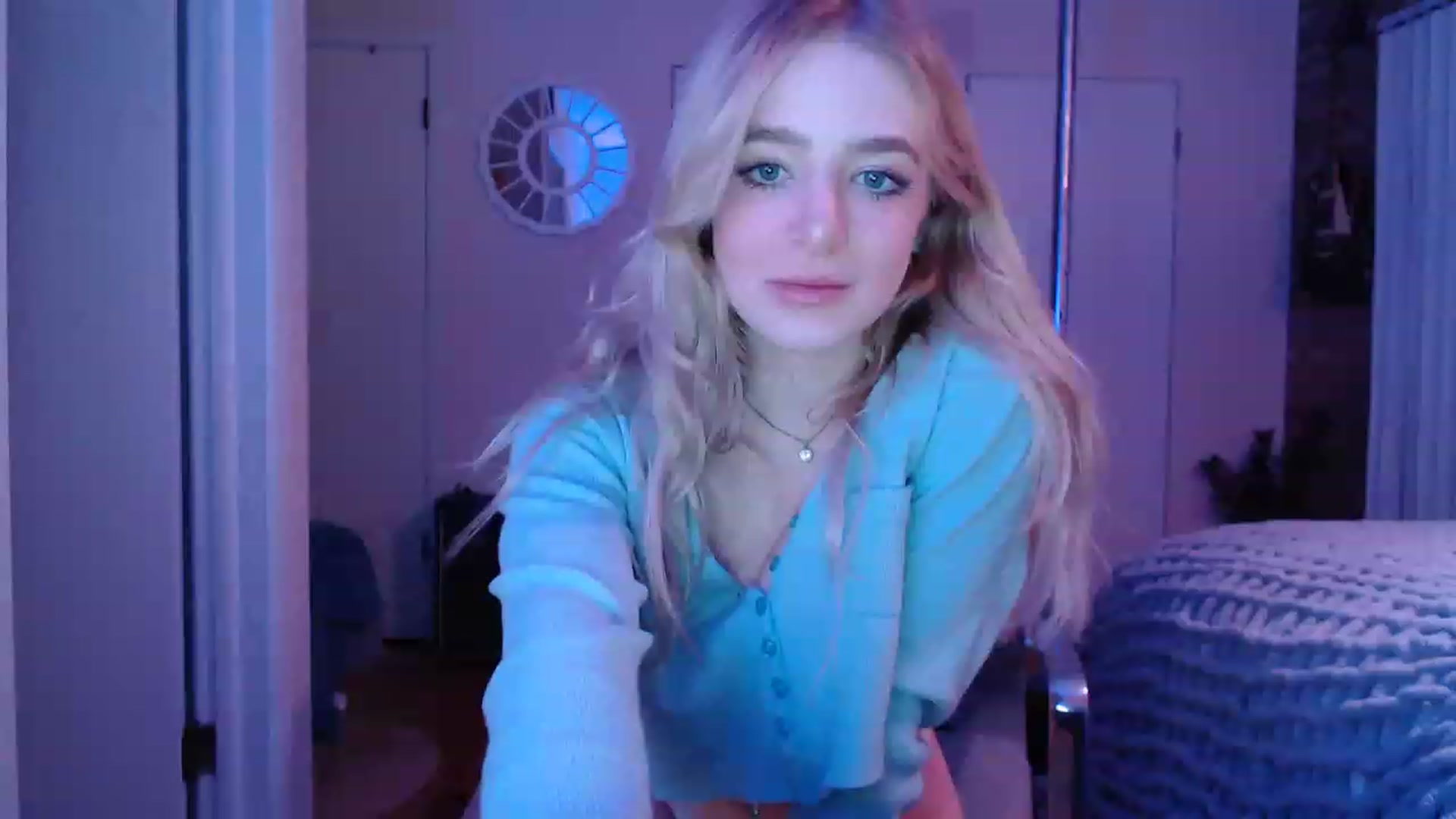 Gallery image thumbnail from SkylarSays's myfreecams stream on, 04/09/2023, 06:20 image 12 of 20