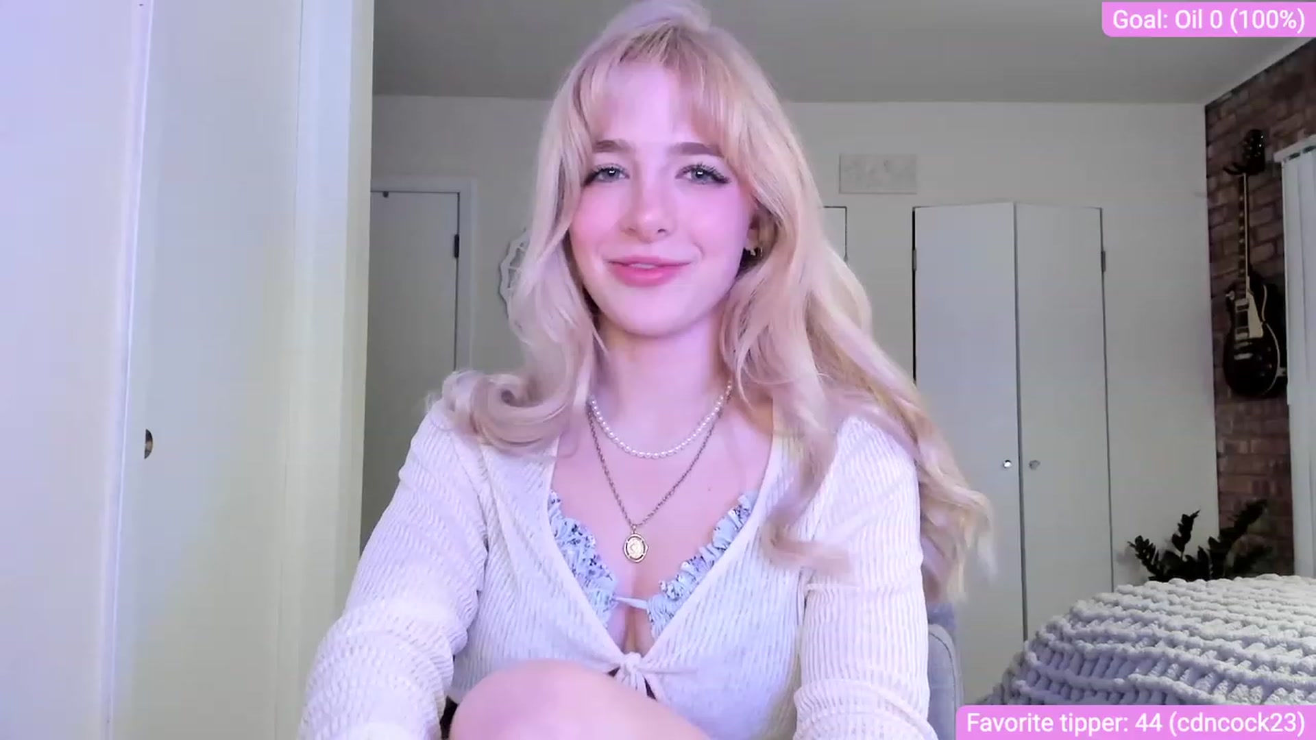 Gallery image thumbnail from SkylarSays's myfreecams stream on, 05/28/2023, 05:08 image 7 of 20