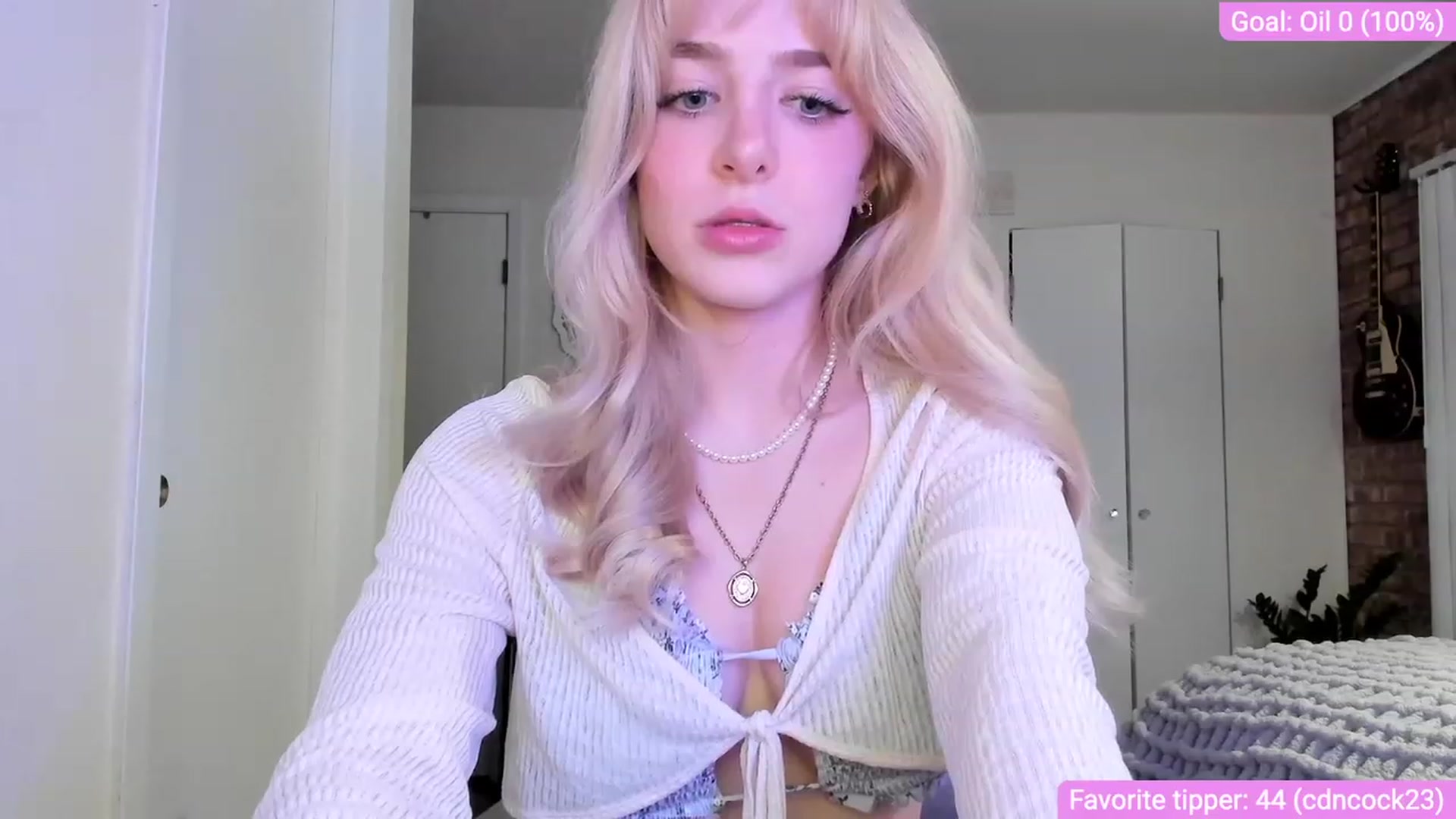 Gallery image thumbnail from SkylarSays's myfreecams stream on, 05/28/2023, 05:08 image 5 of 20