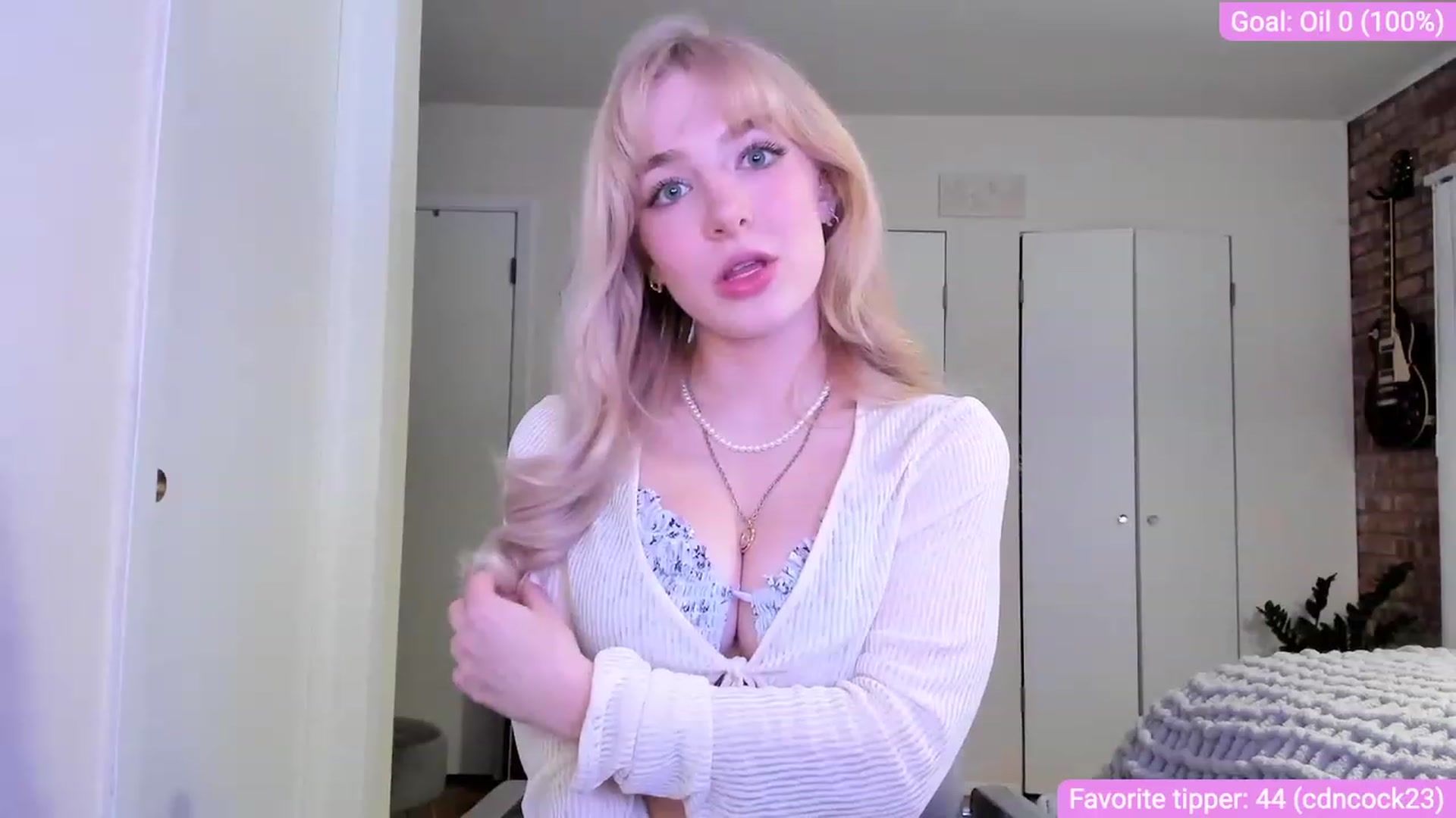 Gallery image thumbnail from SkylarSays's myfreecams stream on, 05/28/2023, 05:08 image 4 of 20