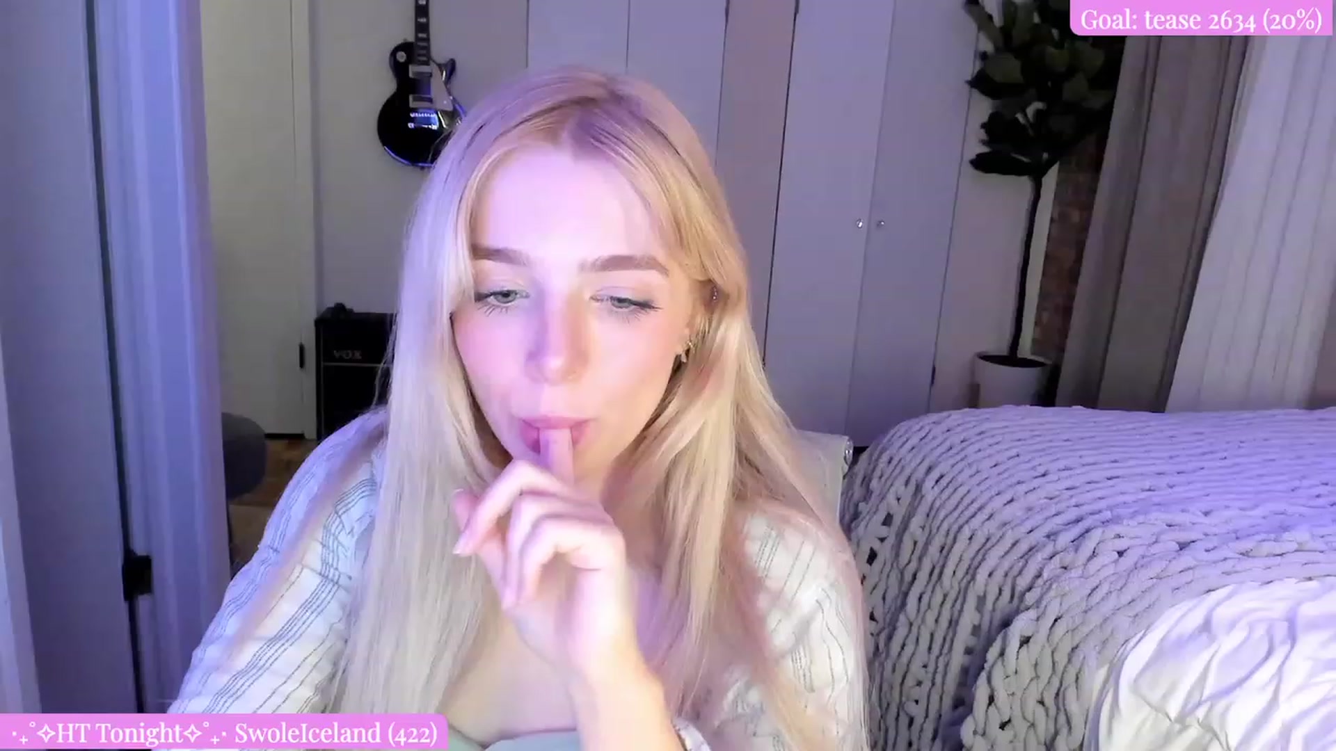 Gallery image thumbnail from SkylarSays's myfreecams stream on, 06/15/2023, 05:47 image 10 of 20