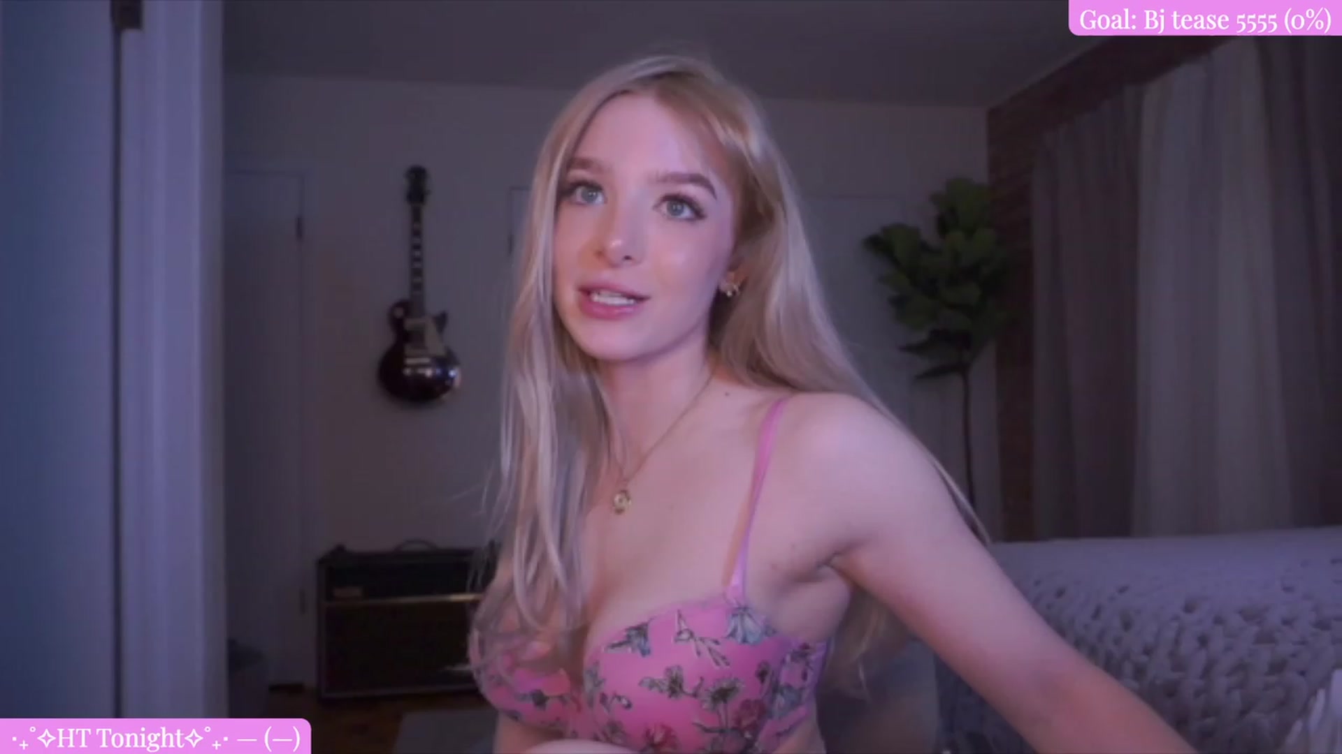 Gallery image thumbnail from SkylarSays's myfreecams stream on, 06/18/2023, 03:55 image 4 of 20