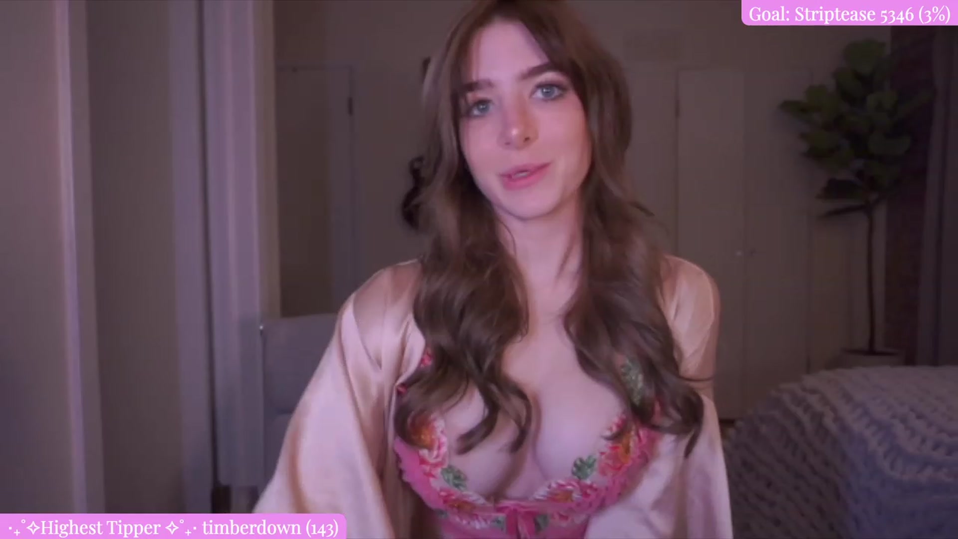 Gallery image thumbnail from SkylarSays's myfreecams stream on, 06/21/2023, 02:48 image 14 of 20